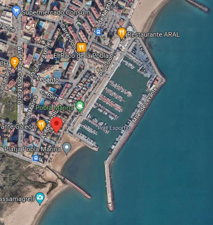 Beachfront vila