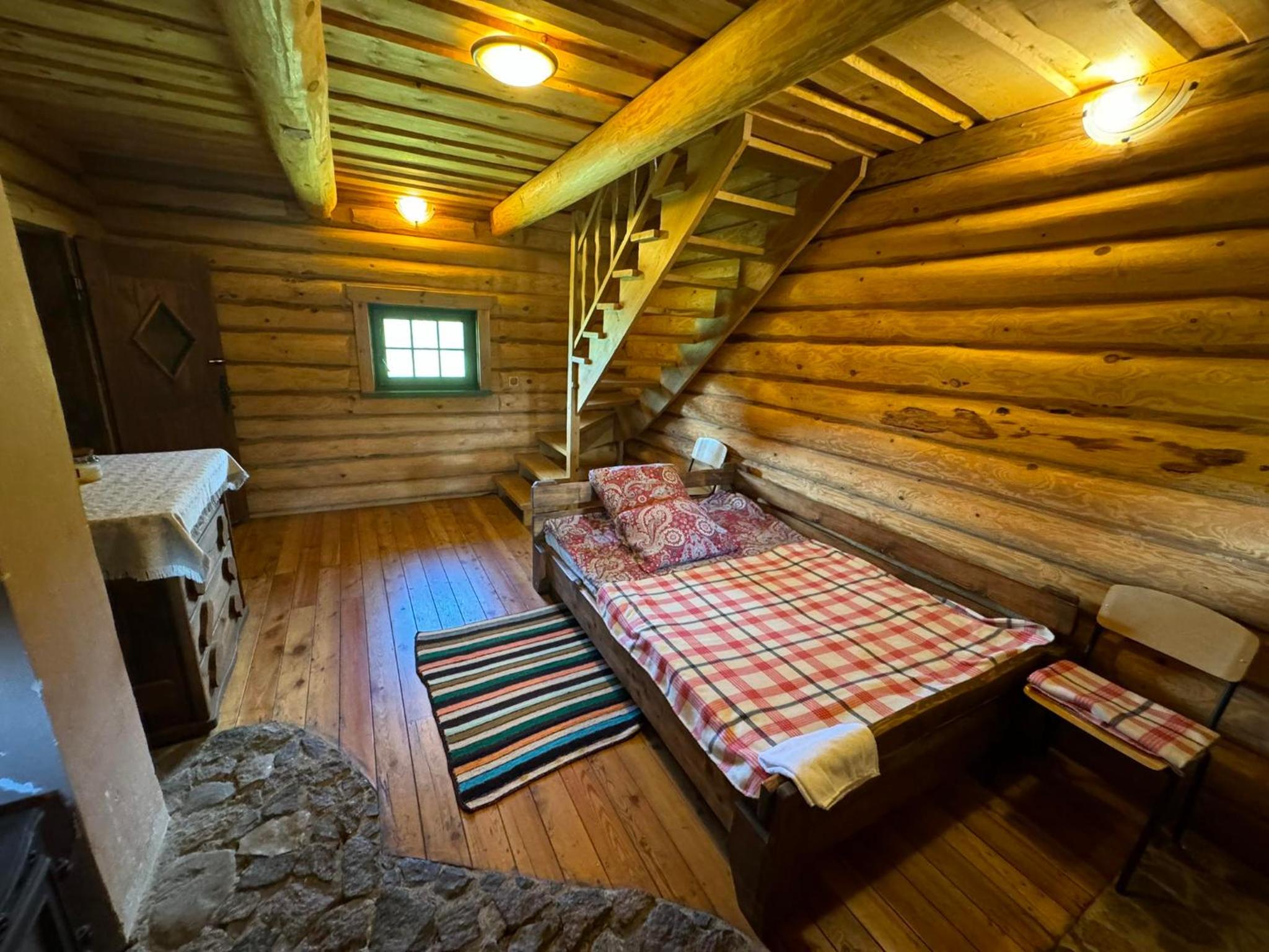 Šnekučių kaimas