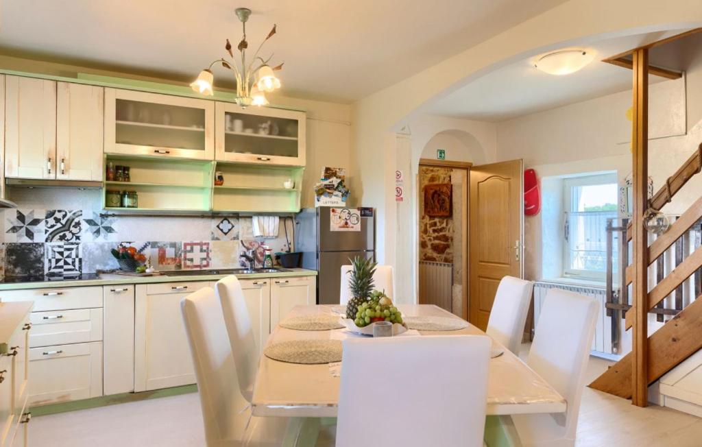 Beautiful Villa Casa Romantica with pool in Umag view 5