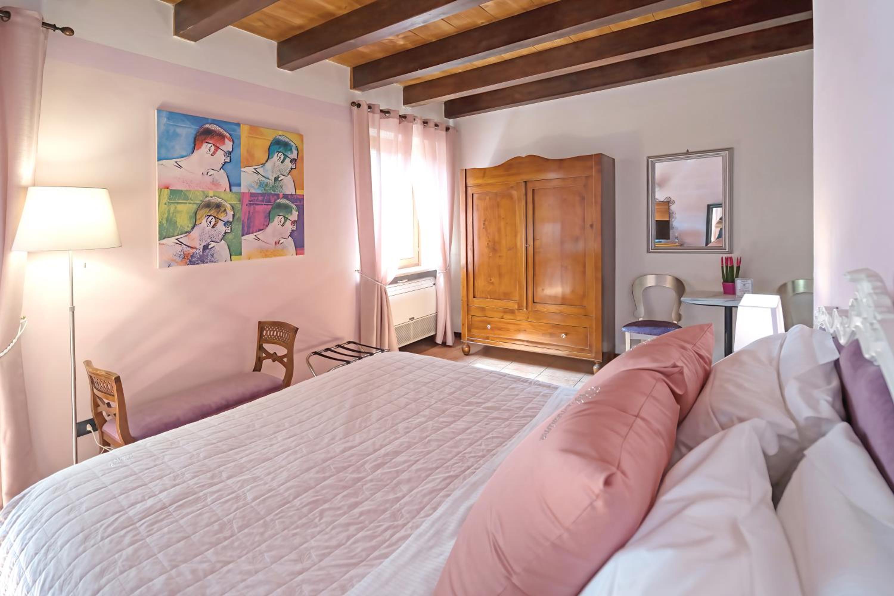 Veronetta House