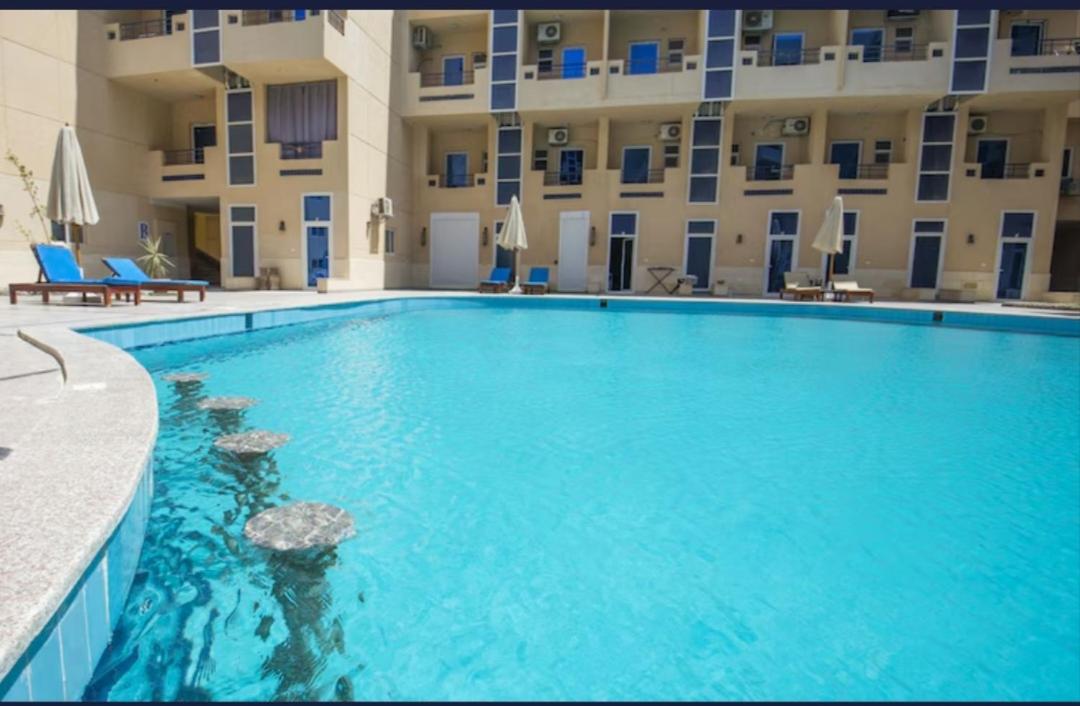 Wavesong Whispers flat where you can enjoy seaview with the best price and enjoy speedy wifi