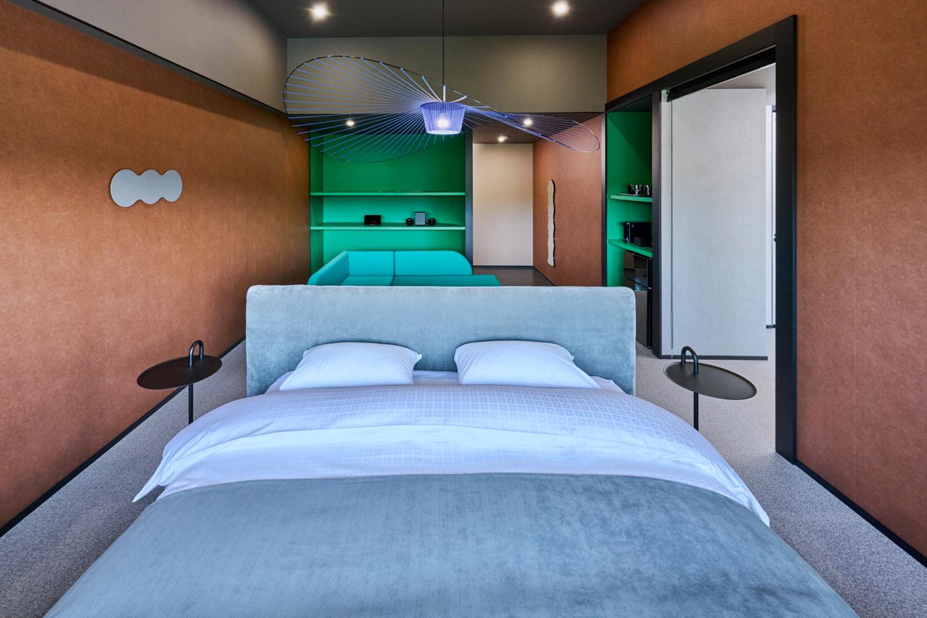 hotel room