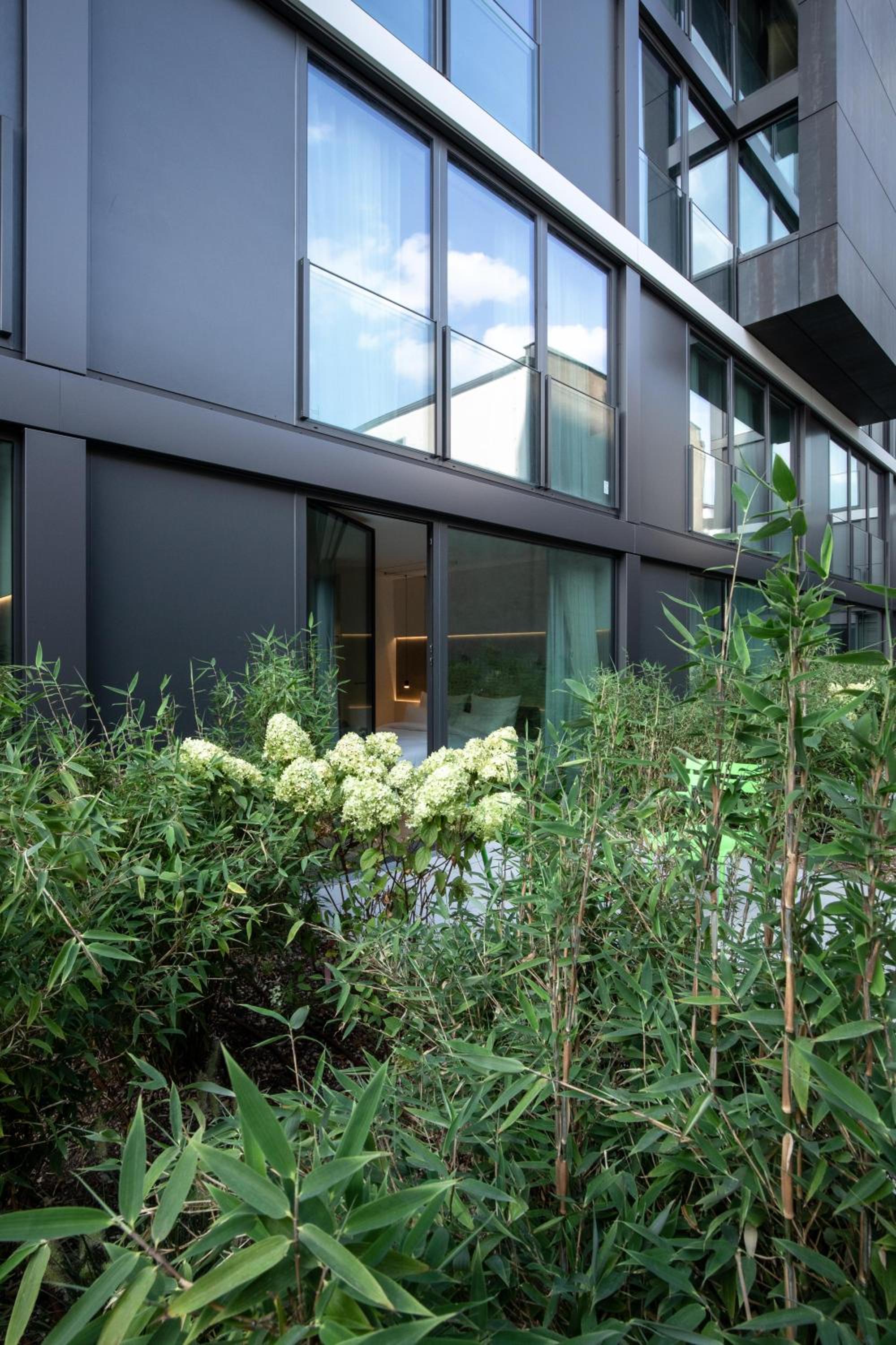 Berlin Vacations - KPM Hotel  Residences - Property Image 7