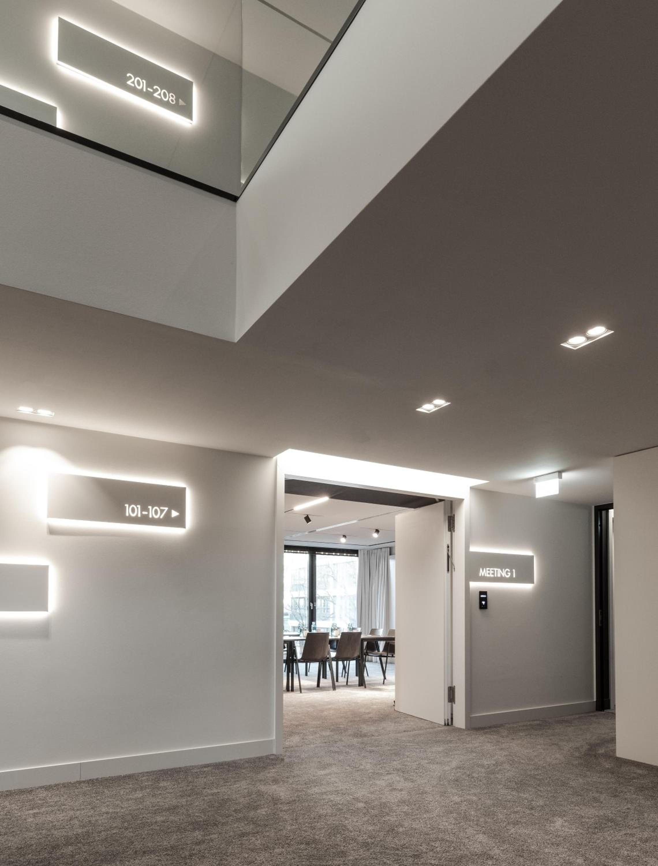 Berlin Vacations - KPM Hotel  Residences - Property Image 3