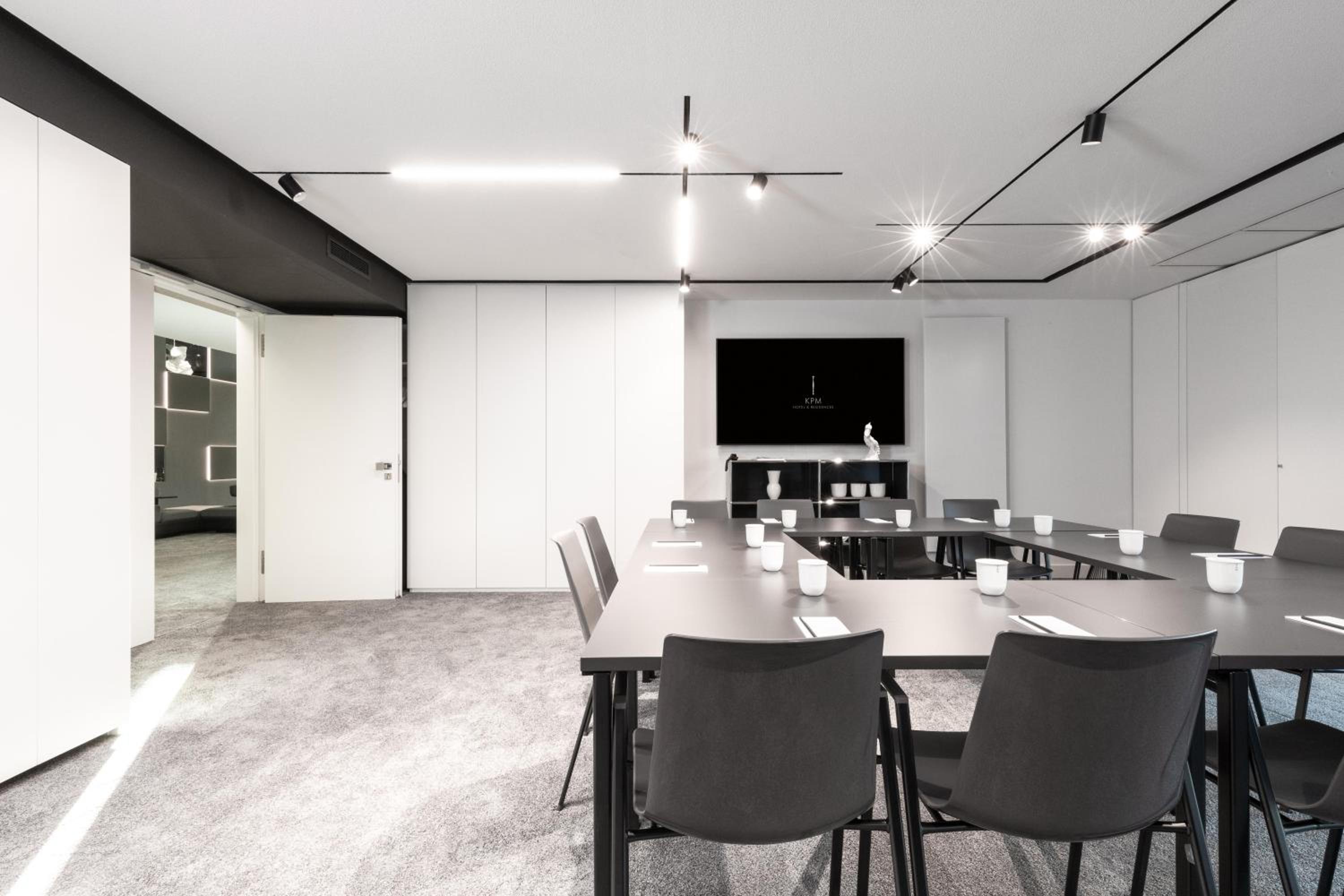 Berlin Vacations - KPM Hotel Residences - Property Image 73