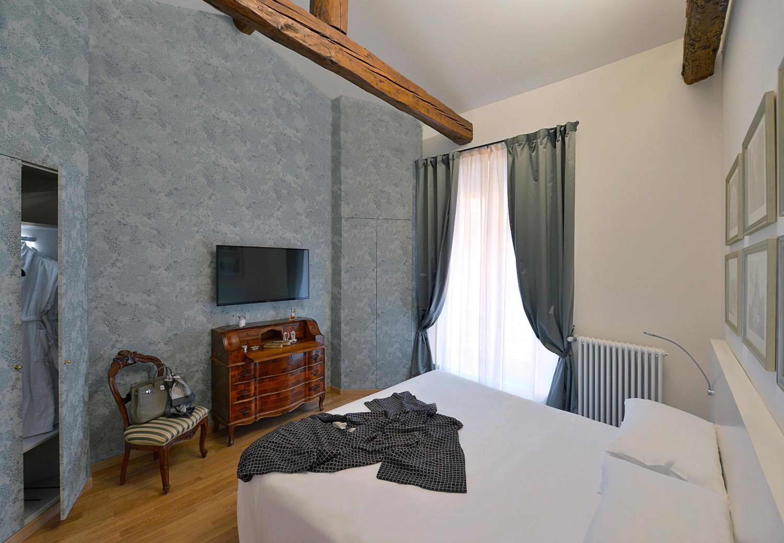 Phi Hotel Bologna Apartments