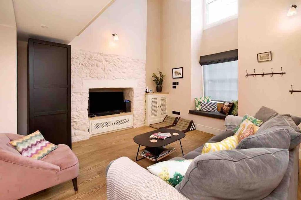 Seaside home, 150 steps to the beach view 5