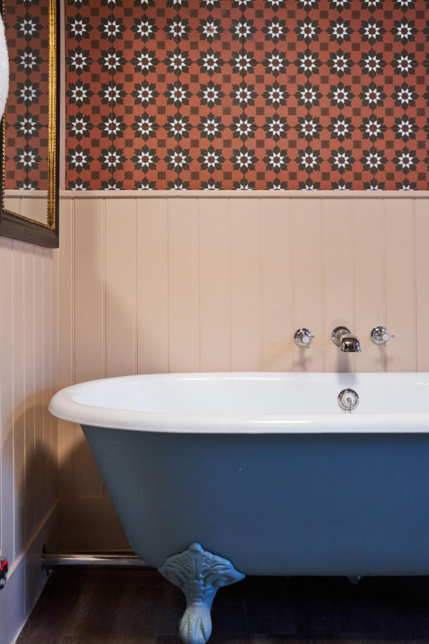 The White Hart - A Heartwood Inn