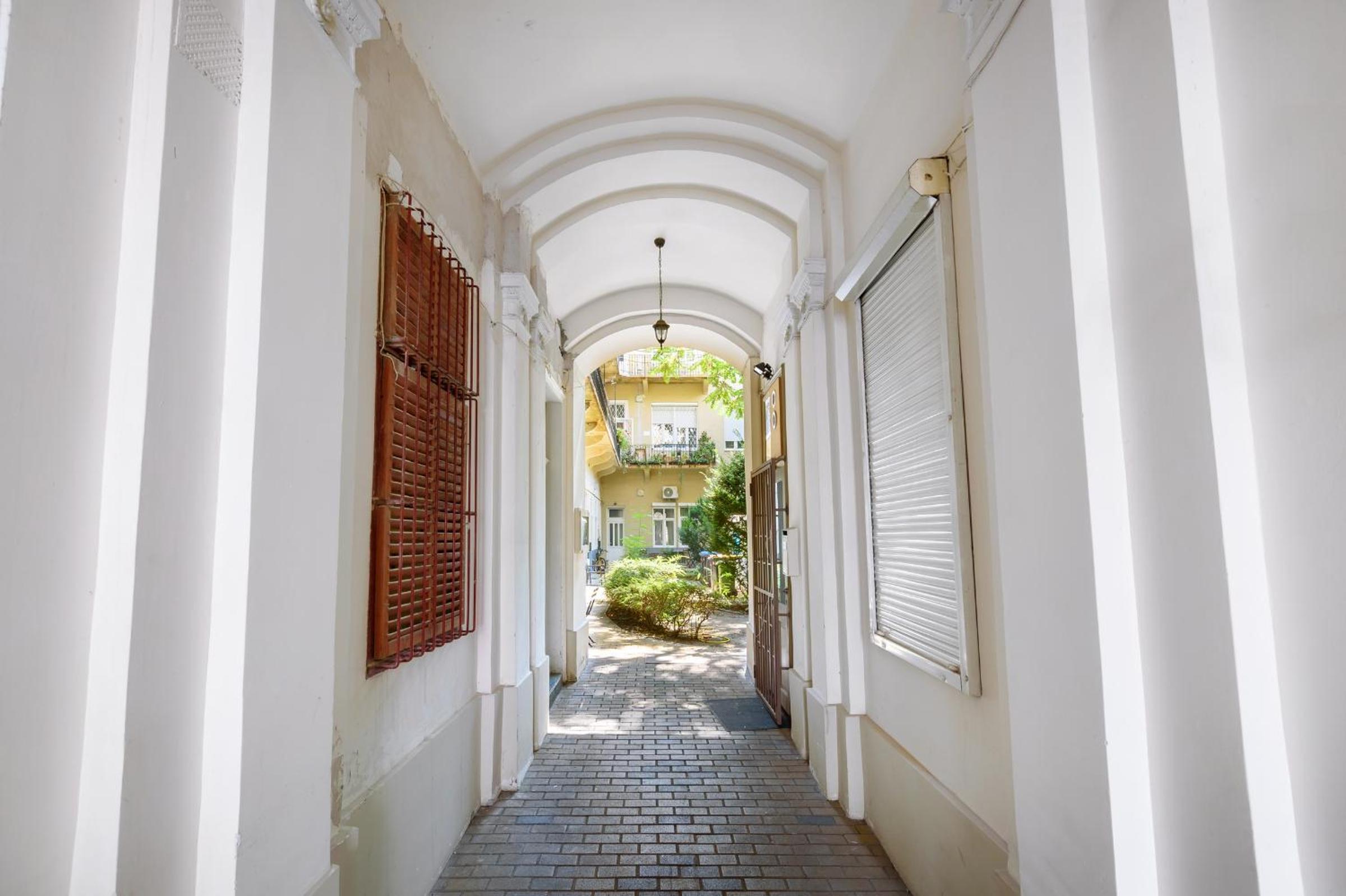 Soho Street Private Apartment 6 Persons