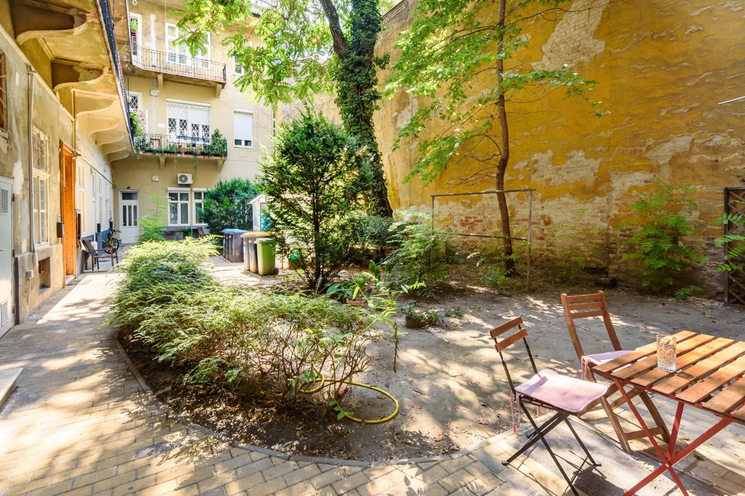 Soho Street Private Apartment 6 Persons