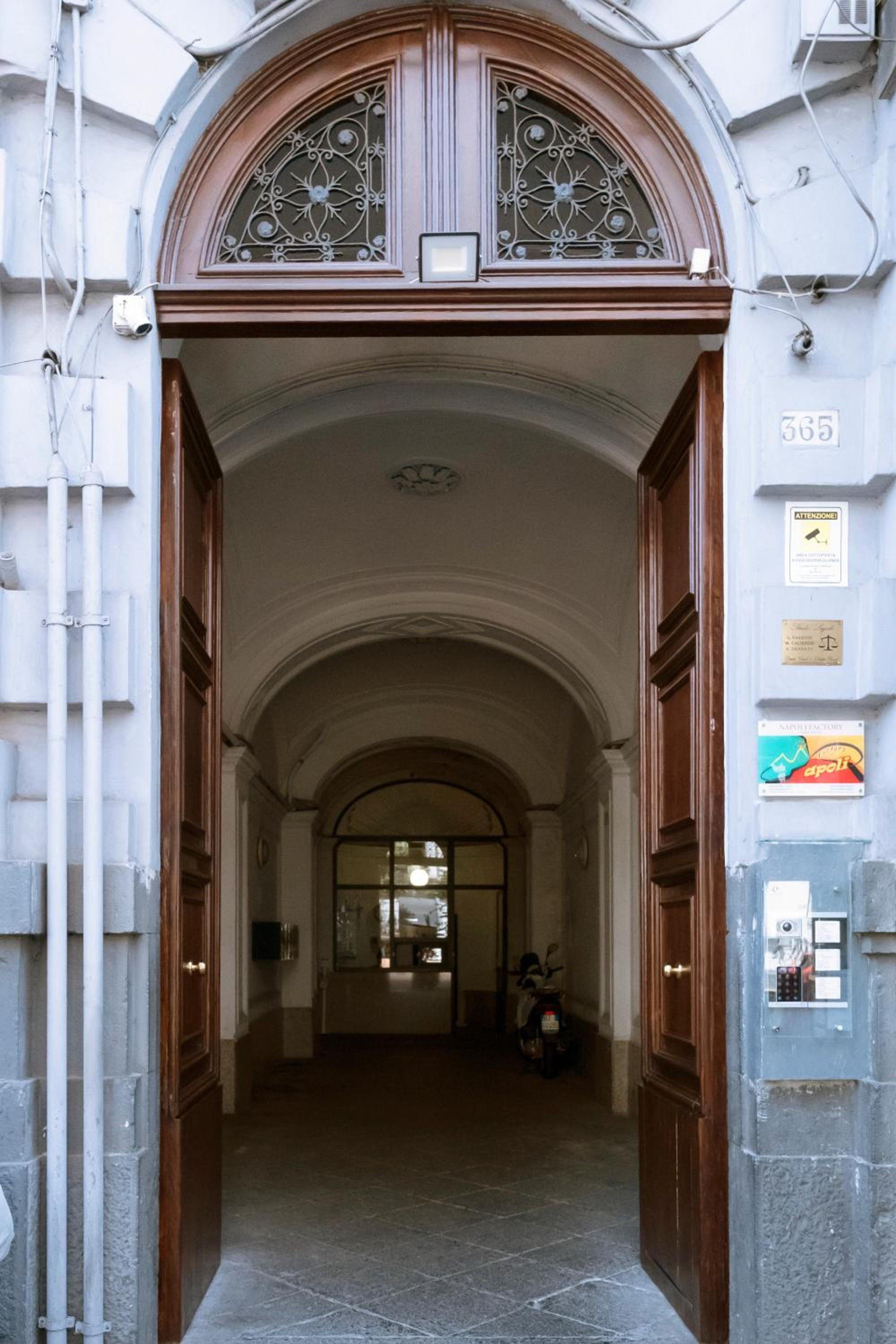 Napoli Factory Guest House