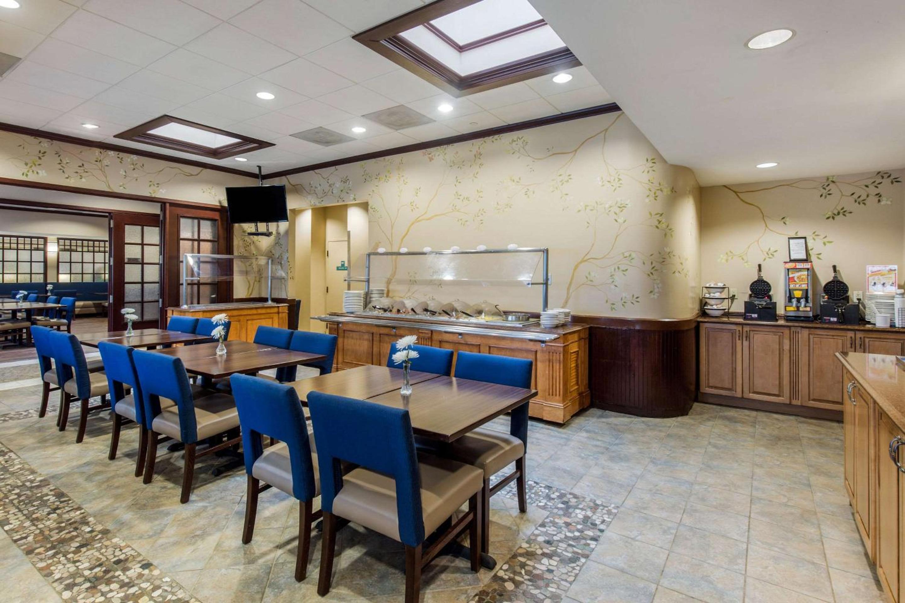 Comfort Inn Conference Center - Property Image 7