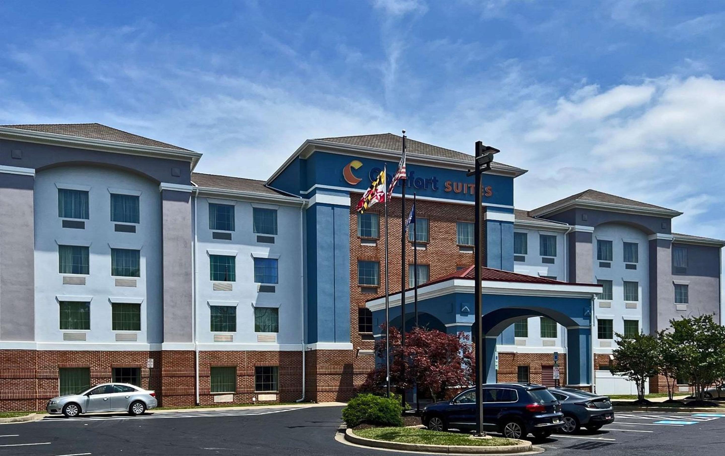Baltimore Vacations - Comfort Suites Columbia Gateway - Property Image 1