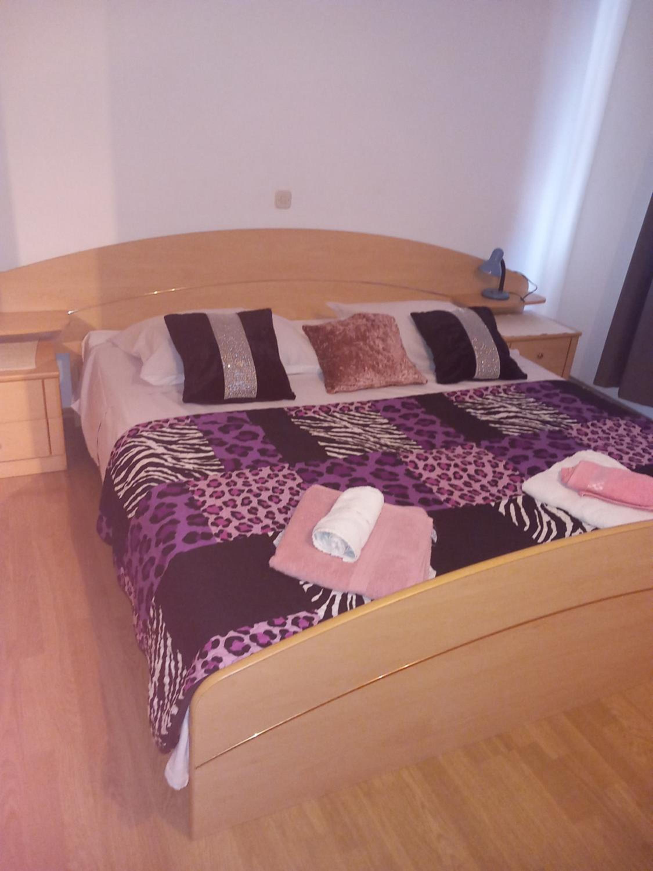 Photo 102