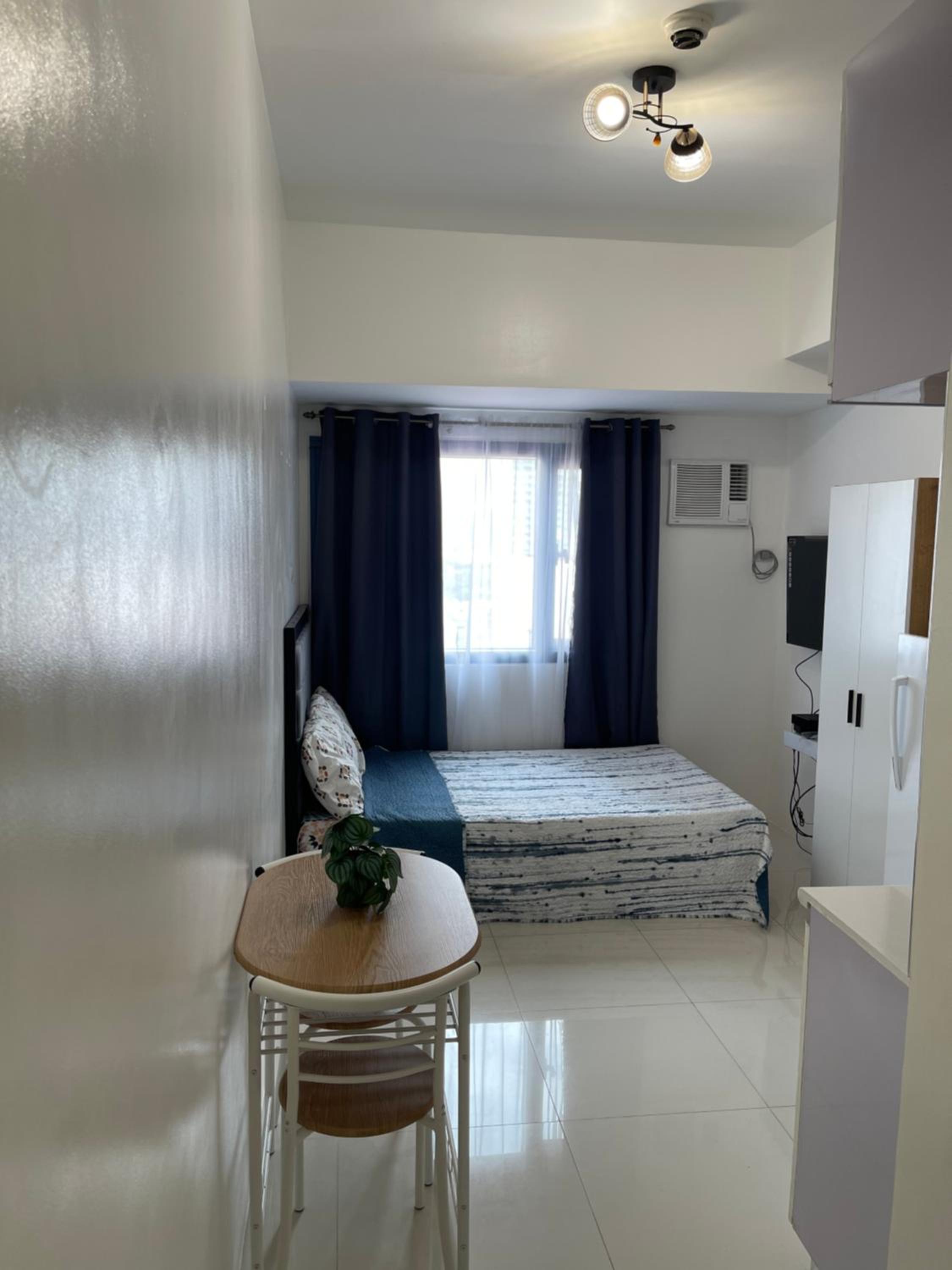 Serene Condo Unit in Front of US Embassy view 4