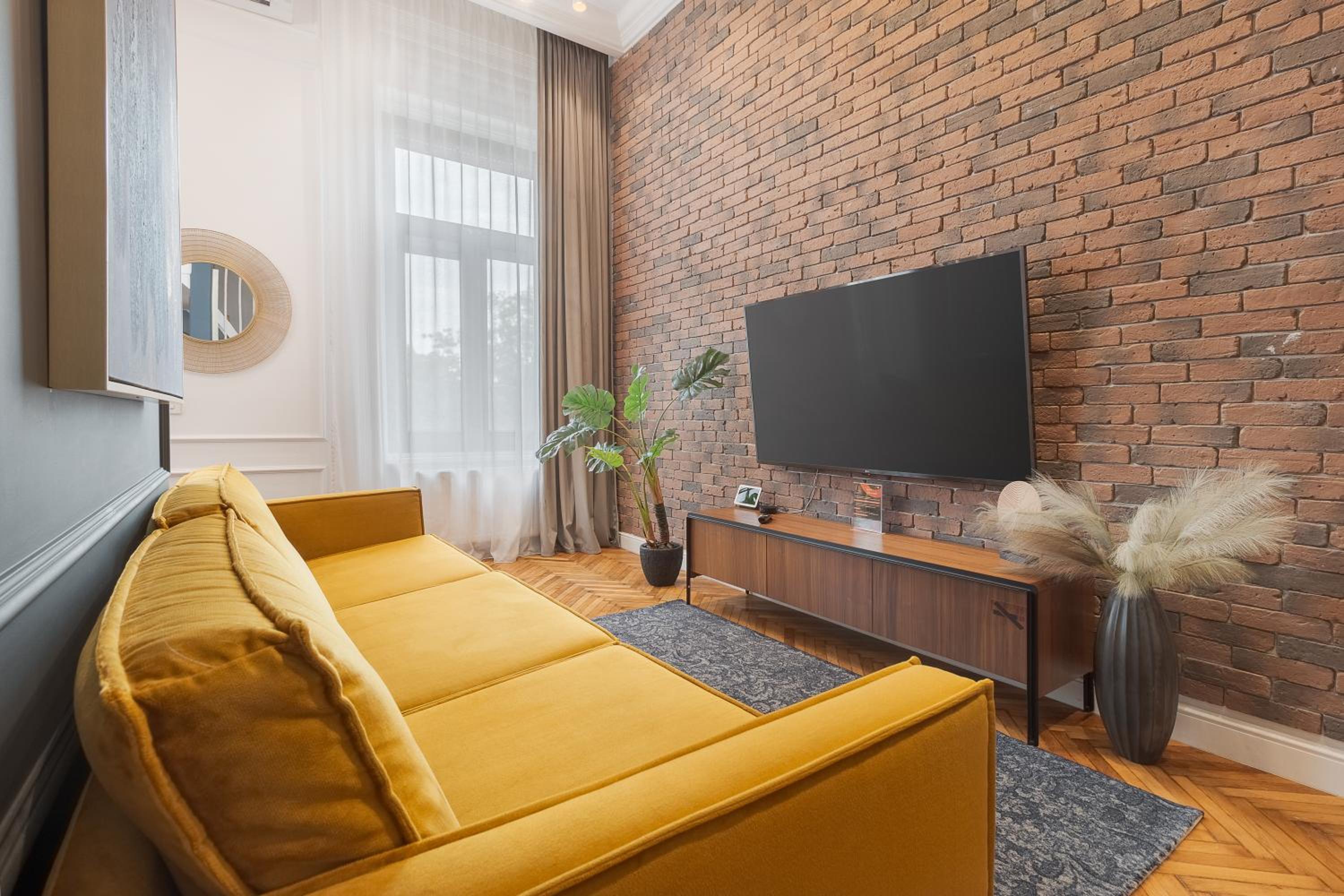 Selah Residence
