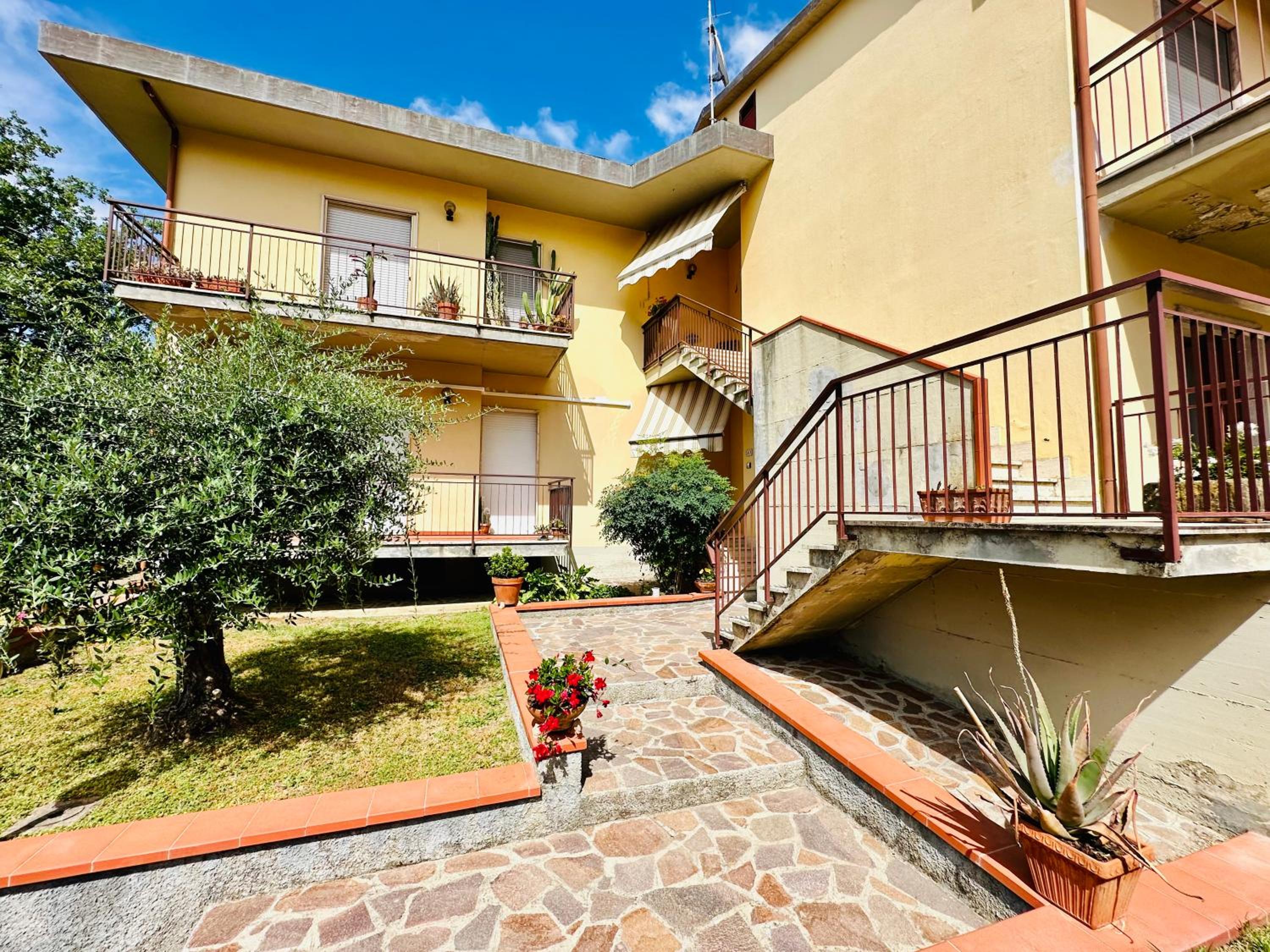 Casa Lo&Ma view 2