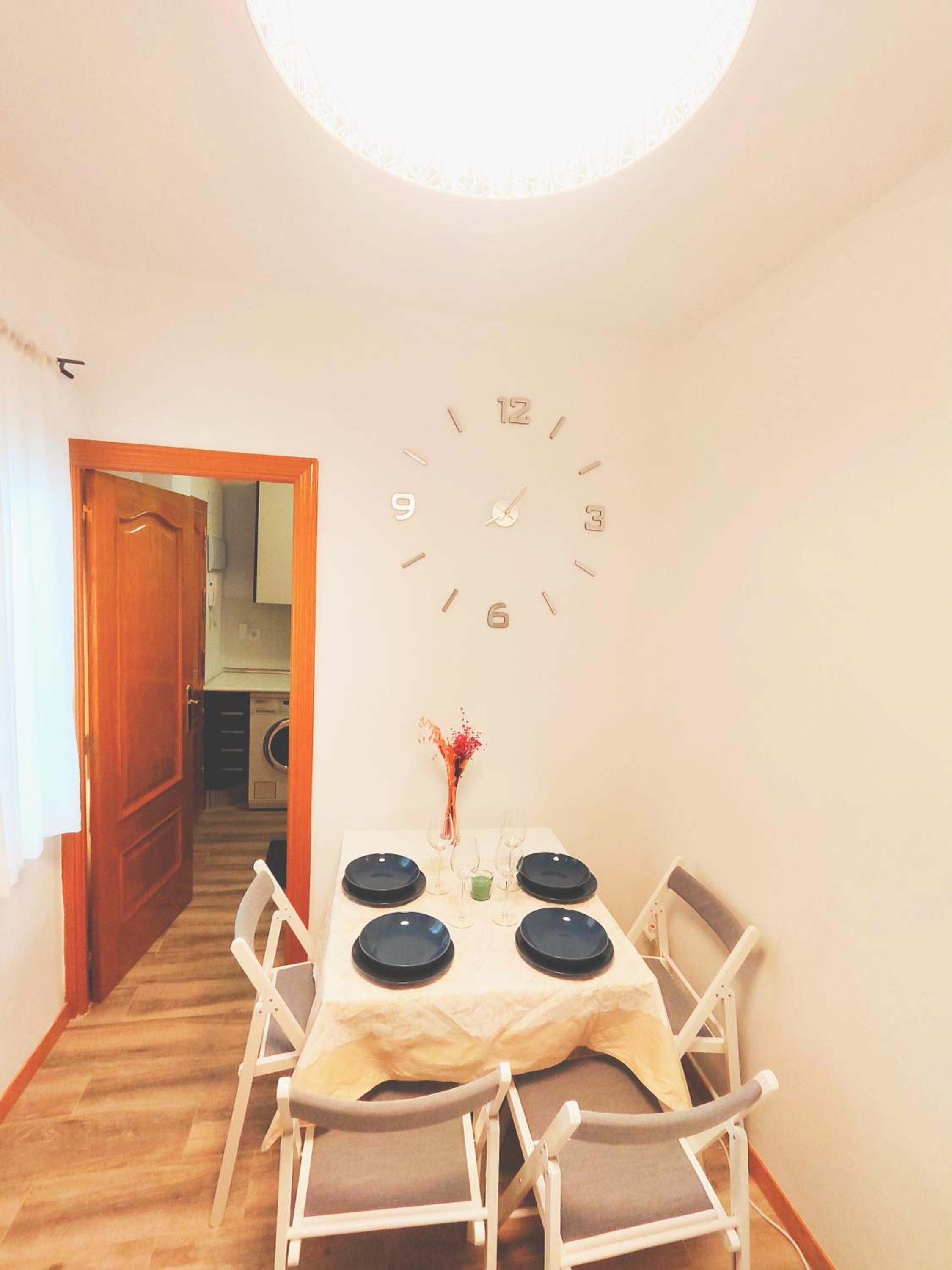 Skytitan house photo 3