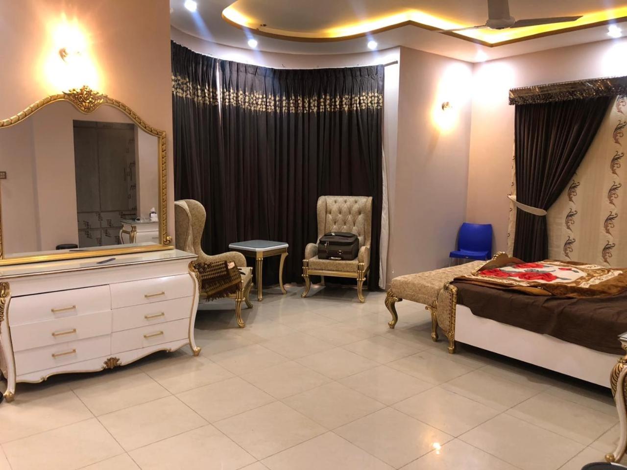 Creek vista apartment dha phase 8 view 2