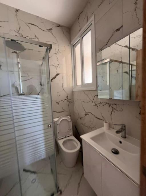 Queen Eyridiki Luxury Villa 2