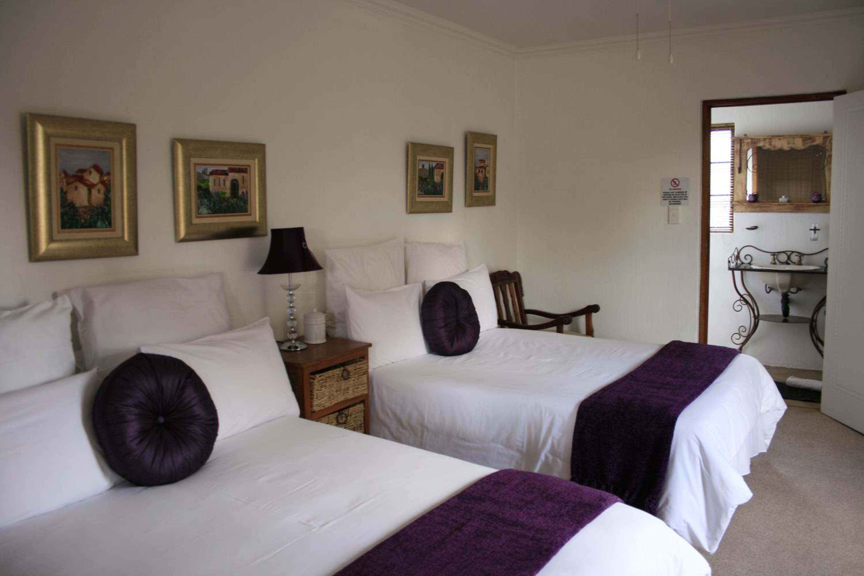 J'Cups Guest House