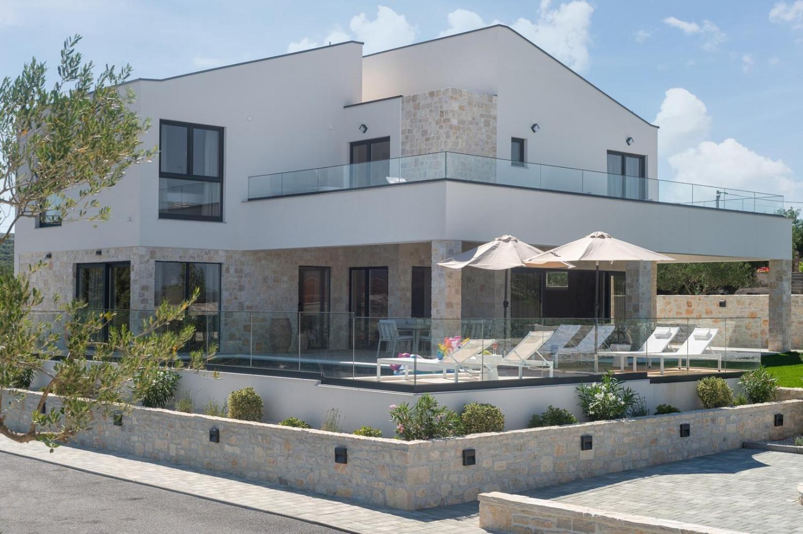 Luxury Villa Terra Dalmatica heated pool jacuzzi sauna