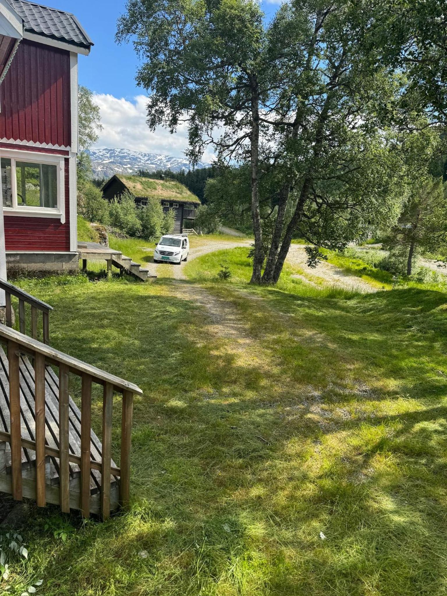 Handeland Lodge Near Trolltunga and Pulpit Rock Sleeps 18 with Sauna
