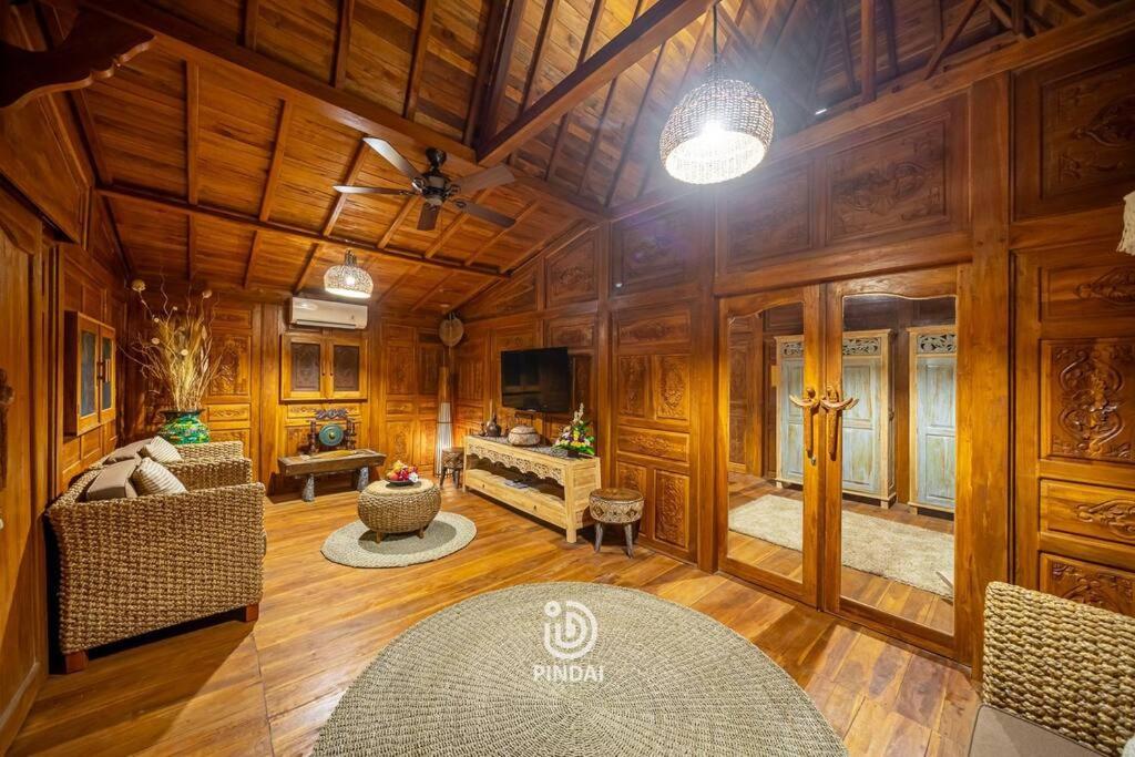 Rumah joglo view 4