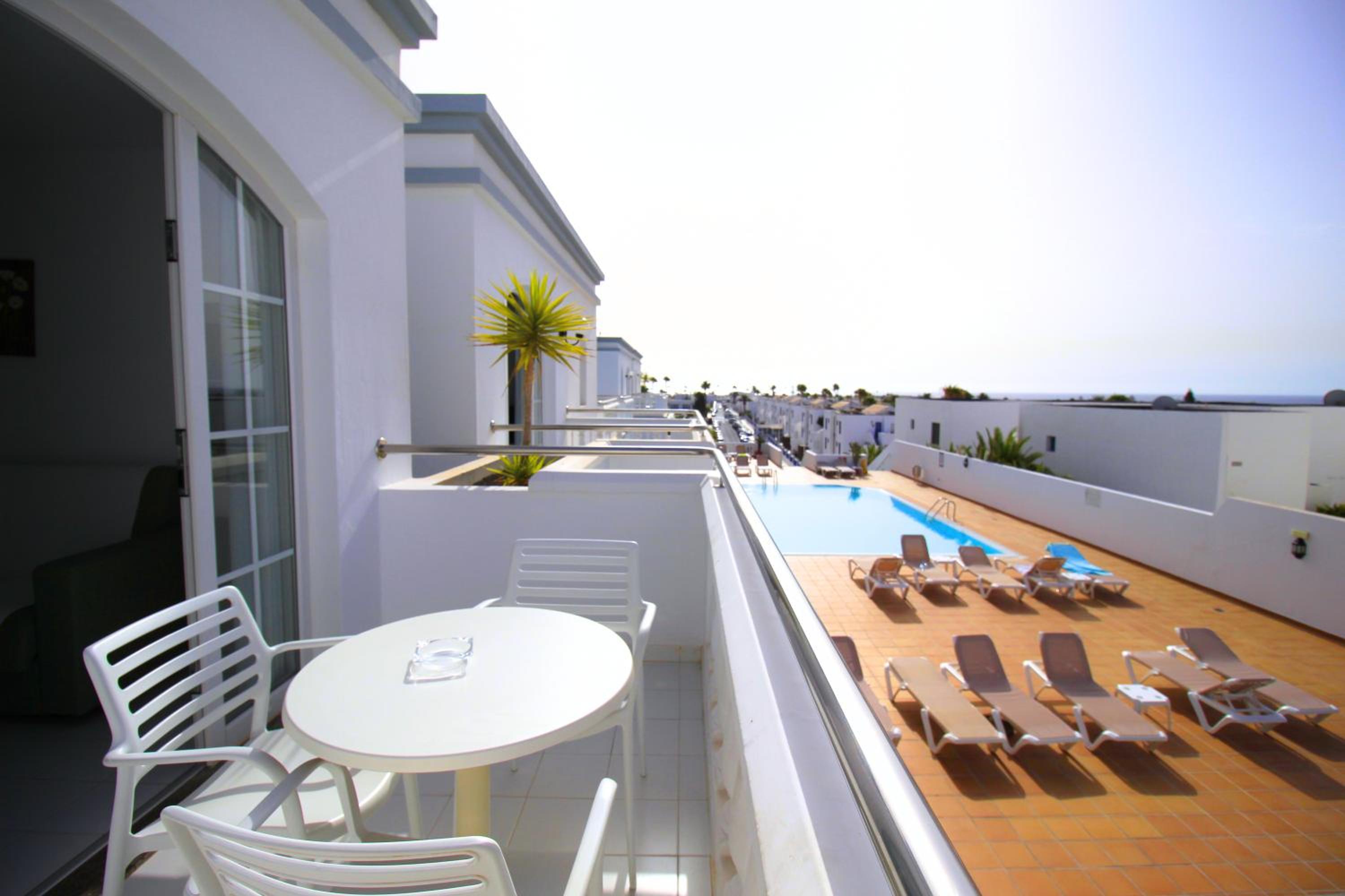 Apartamentos Corona Mar