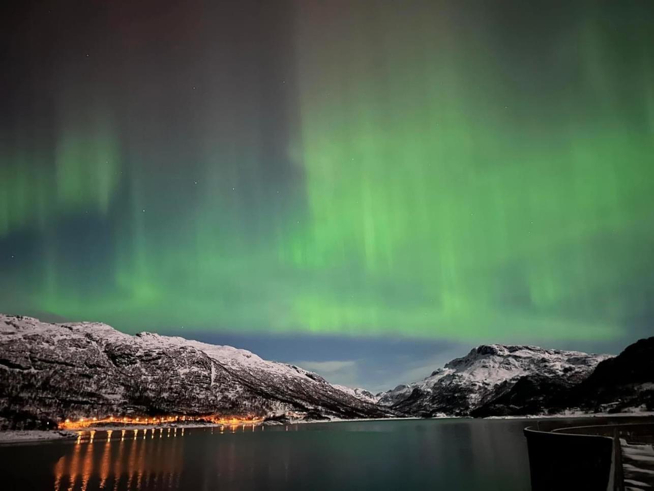 Handeland Lodge Near Trolltunga and Pulpit Rock Sleeps 18 with Sauna
