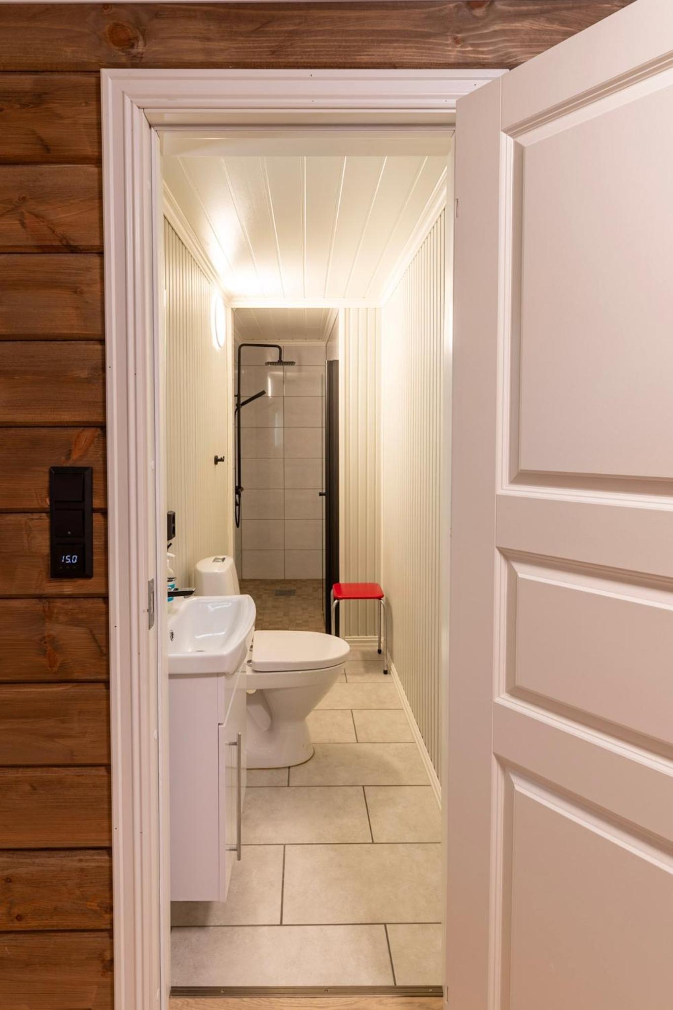 Handeland Lodge Near Trolltunga and Pulpit Rock Sleeps 18 with Sauna