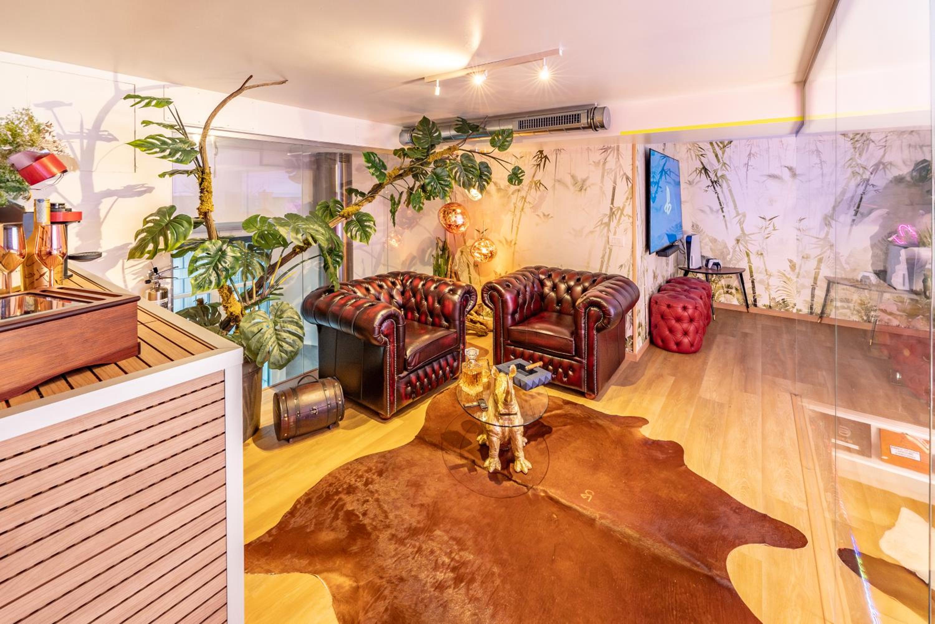 lounge