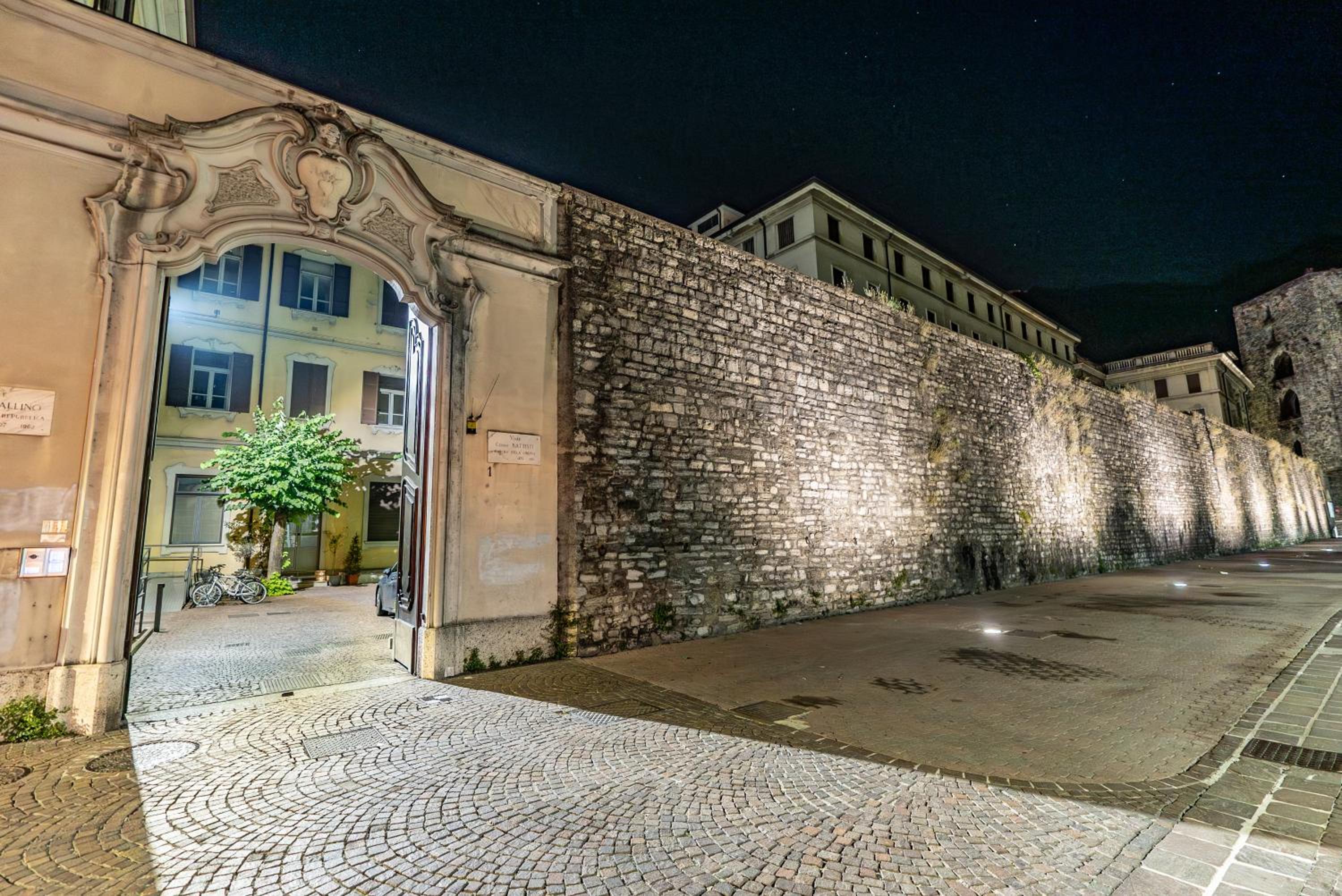 Hotel Haven Spa Luxury Loft - Como City Centre - Image 1