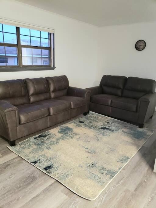Beachside Fort Walton Retreat with Dining Nearby view 4