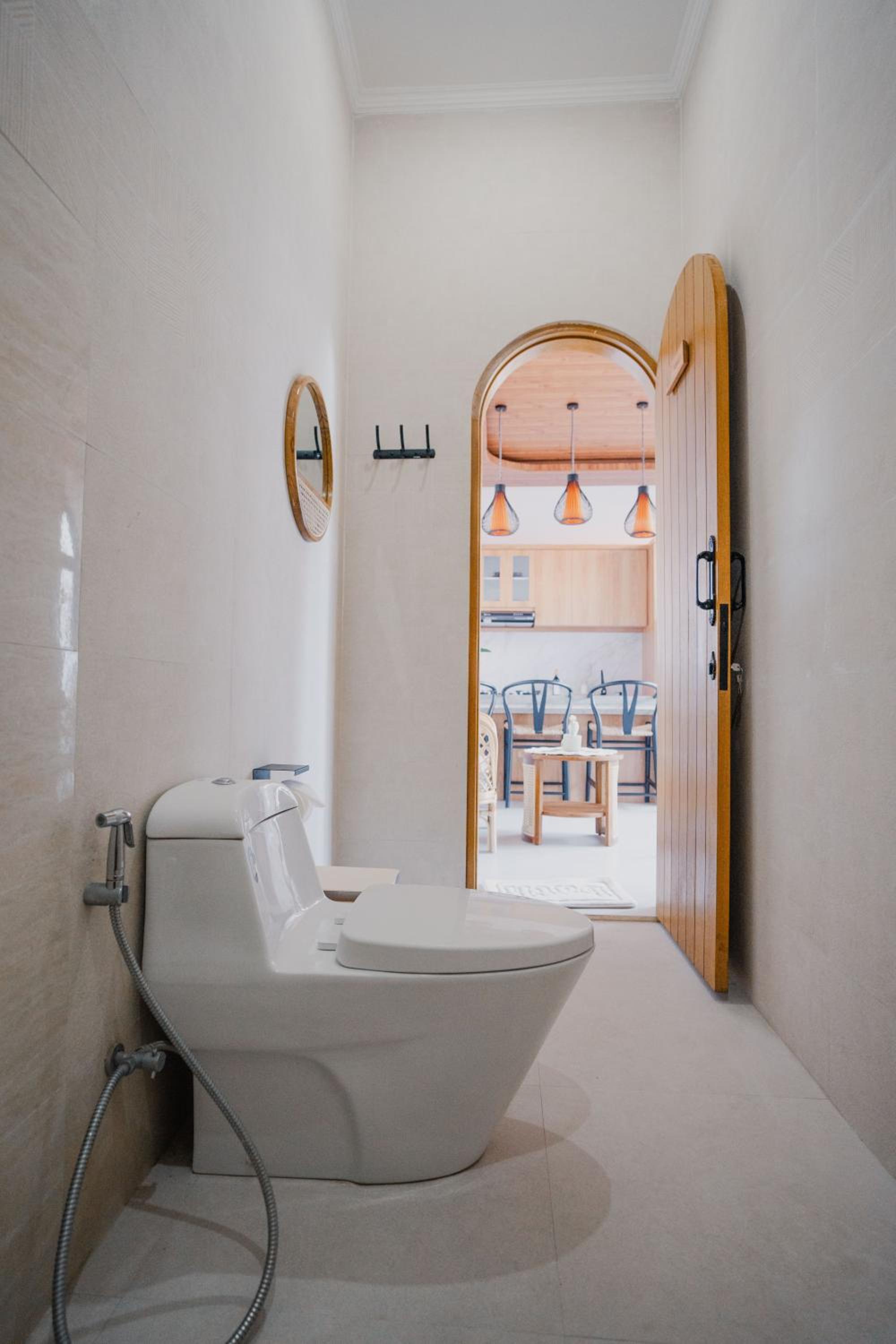 Melviano Suite & Villa view 4