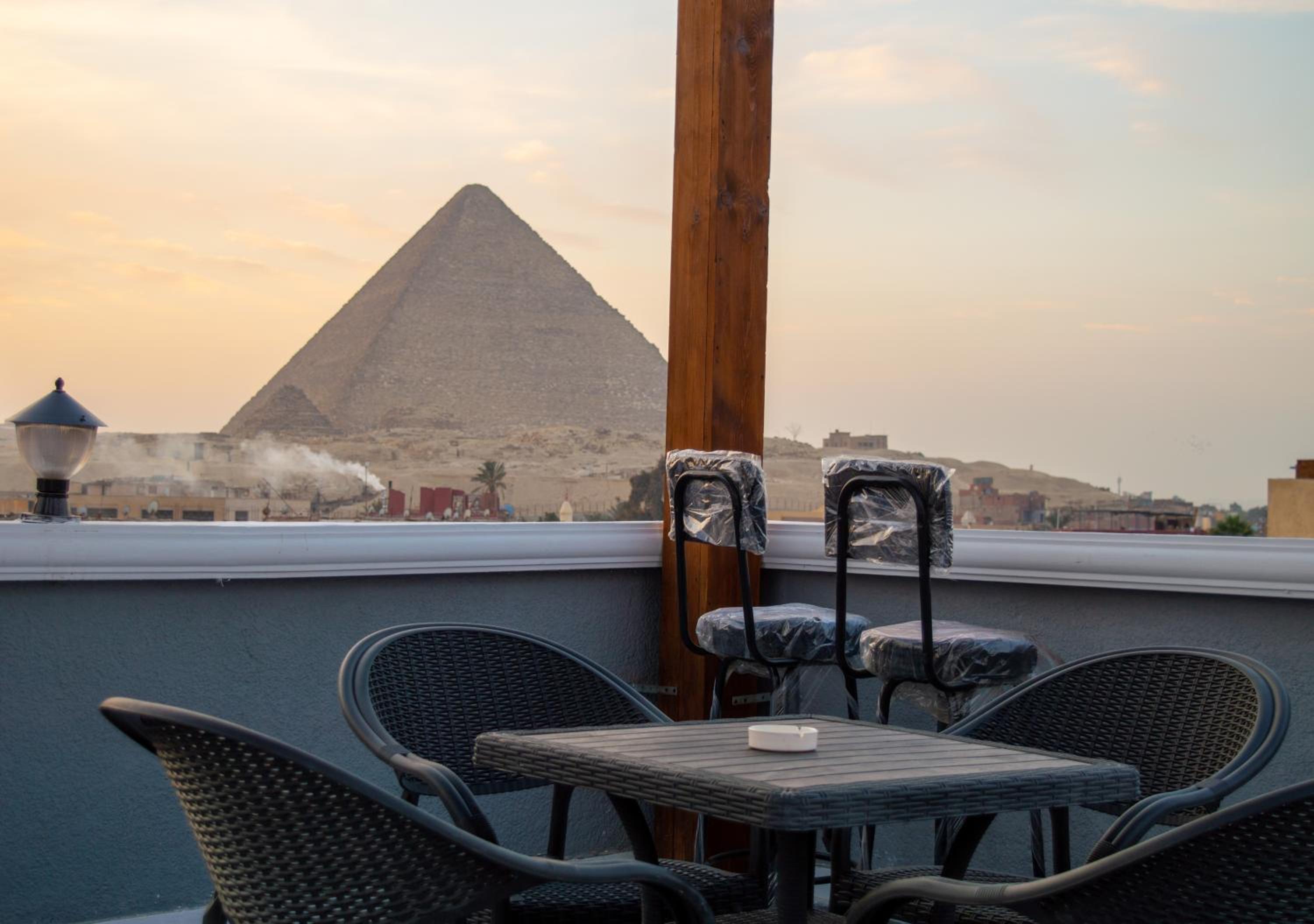 The Pyramids Gate Inn