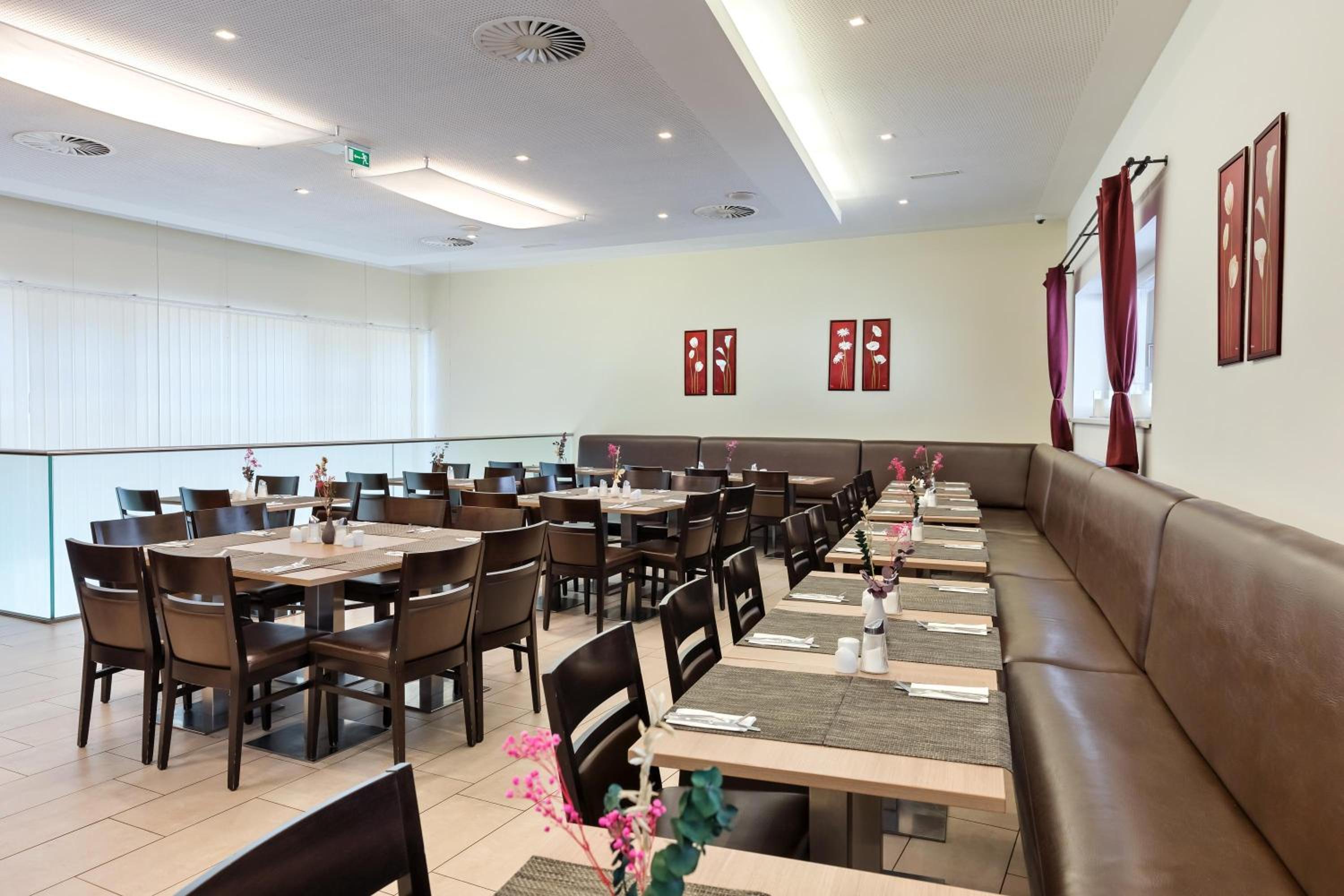Salzburg Vacations - Austria Trend Hotel Salzburg Messe - Property Image 23