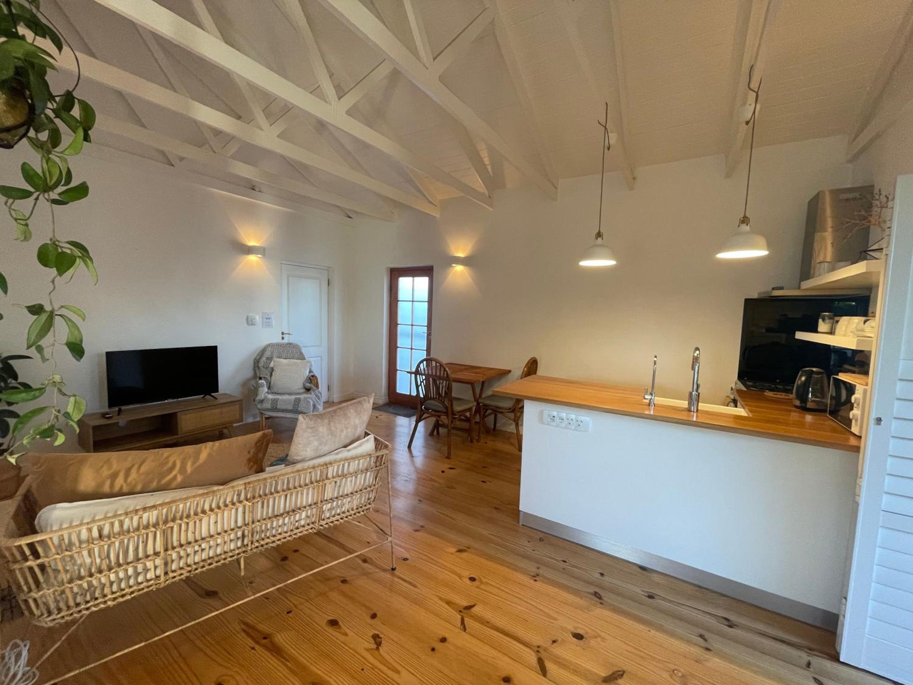 Sunset Beach Studio Apartment