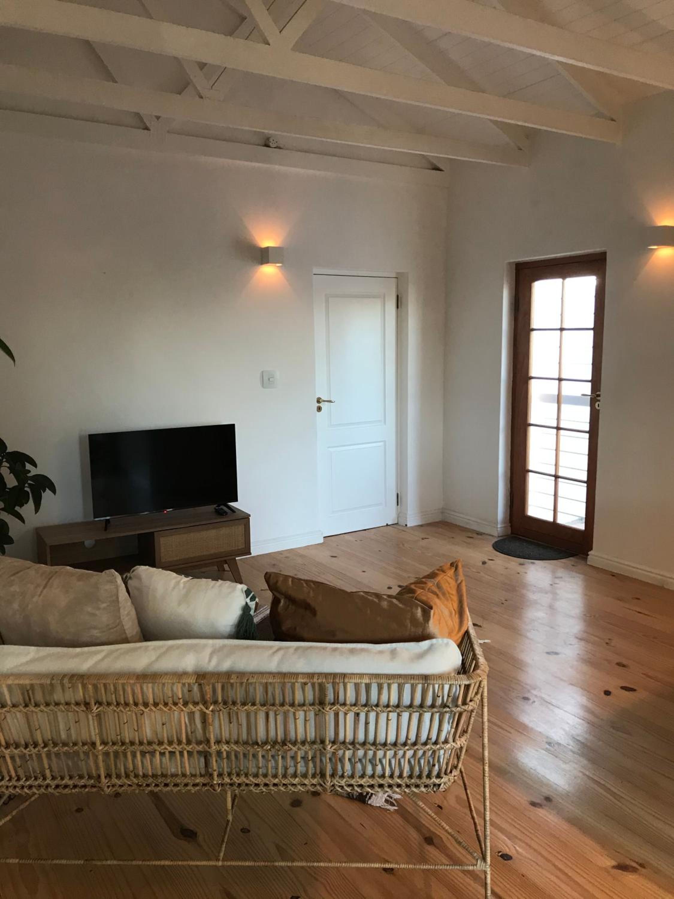 Sunset Beach Studio Apartment