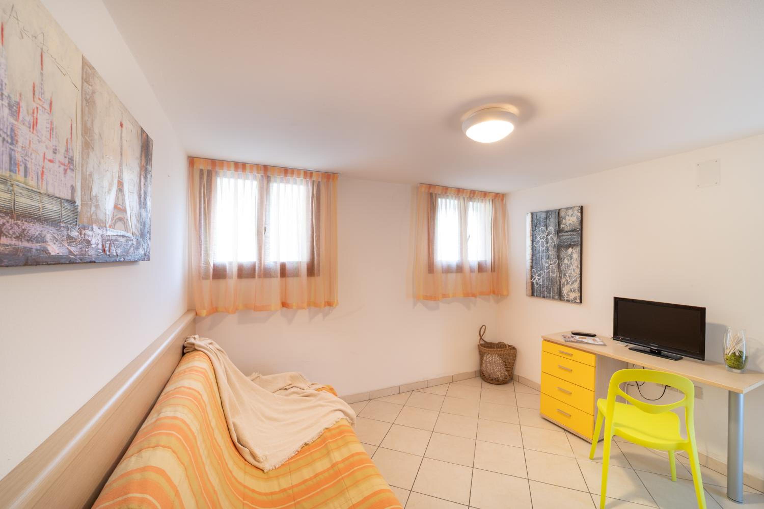 Photo 41