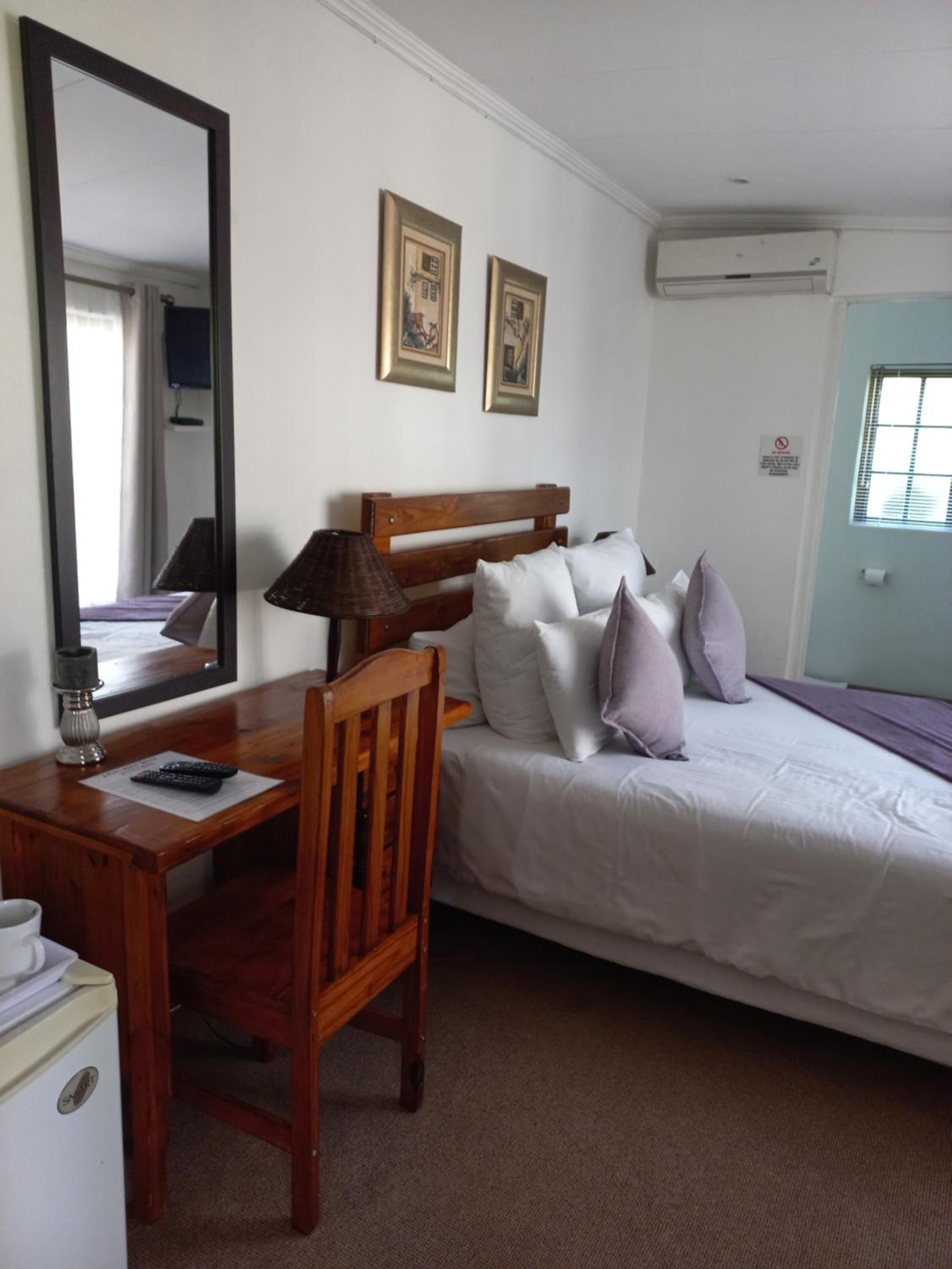 J'Cups Guest House