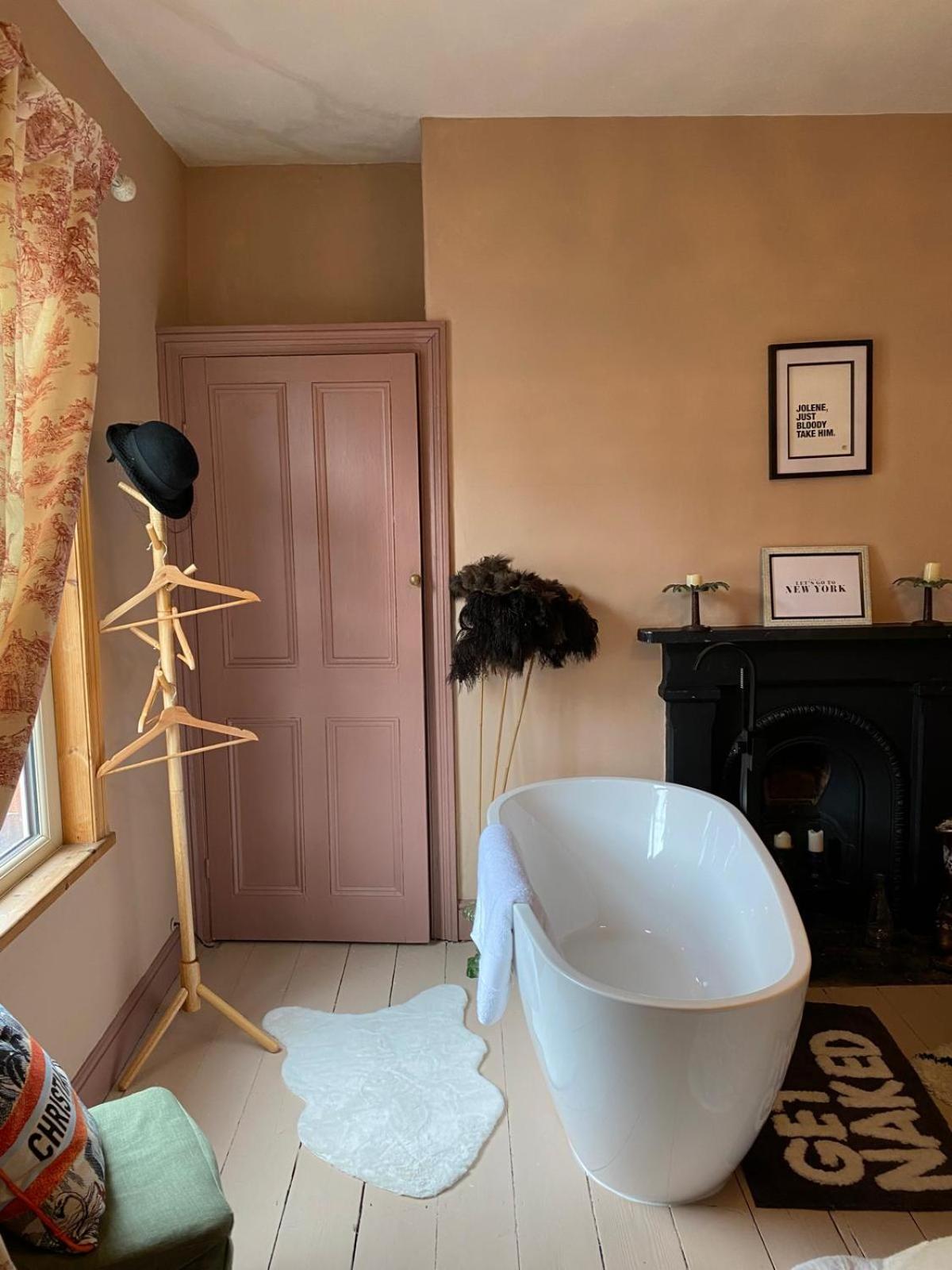 Victorian Farrar Cottage