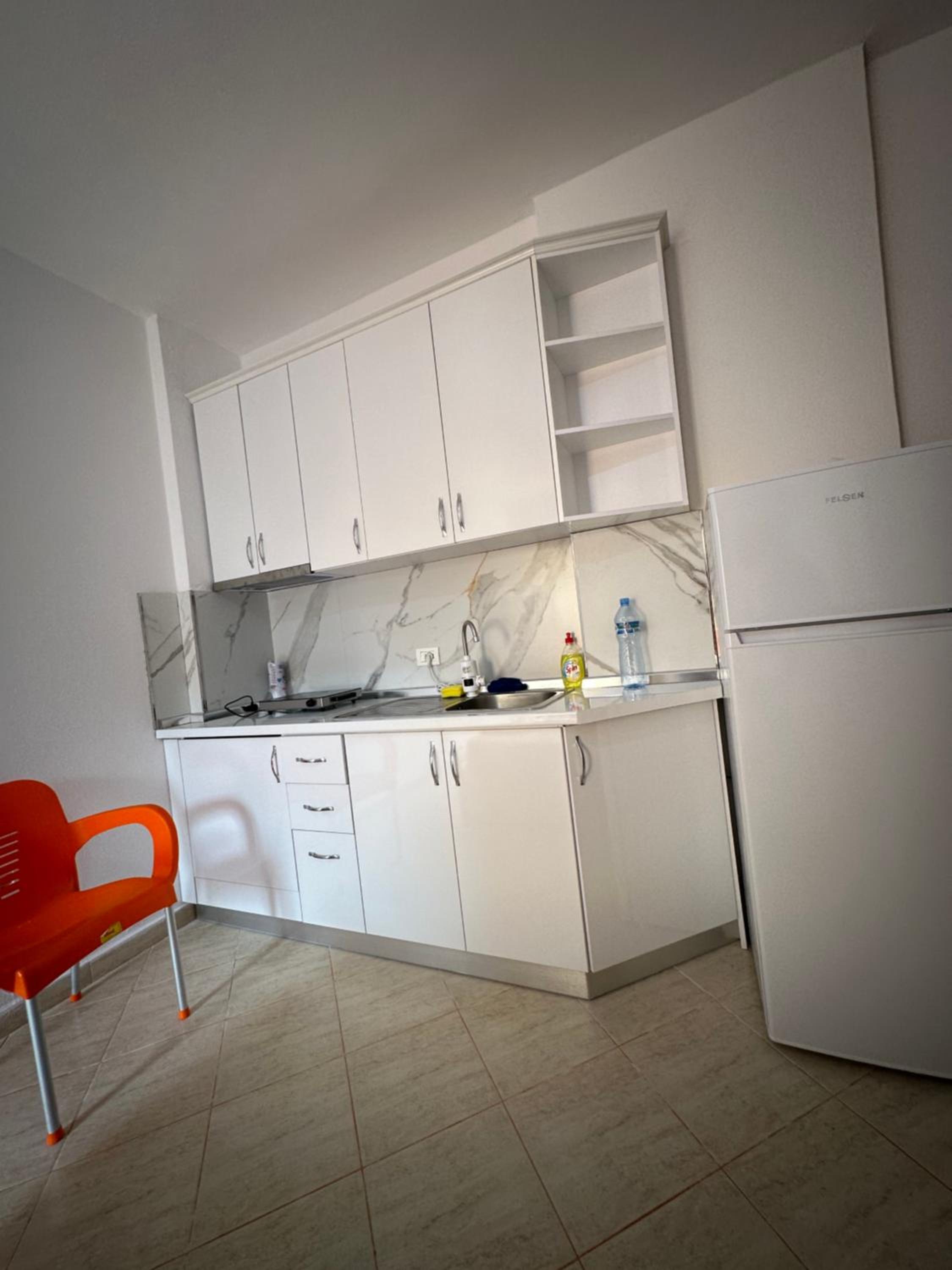 Apartament plazhi BF