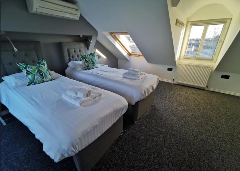 Oxford Vacations - City center Wifi Netfix Comfy house - Property Image 1