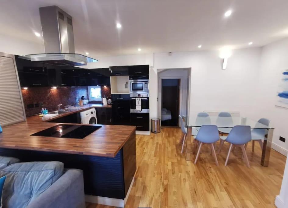 Oxford Vacations - City center Wifi Netfix Comfy house - Property Image 7
