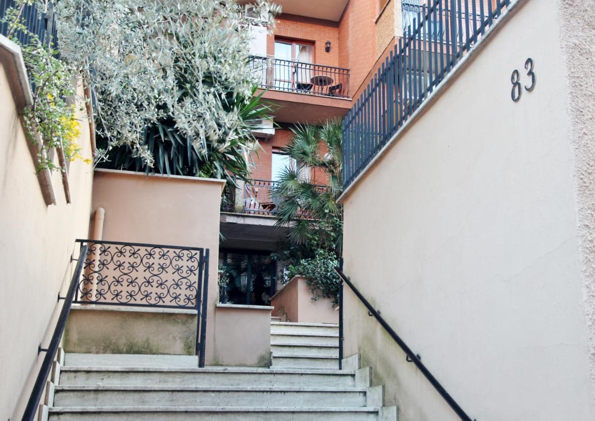 St. Peter Home - Your home in Rome