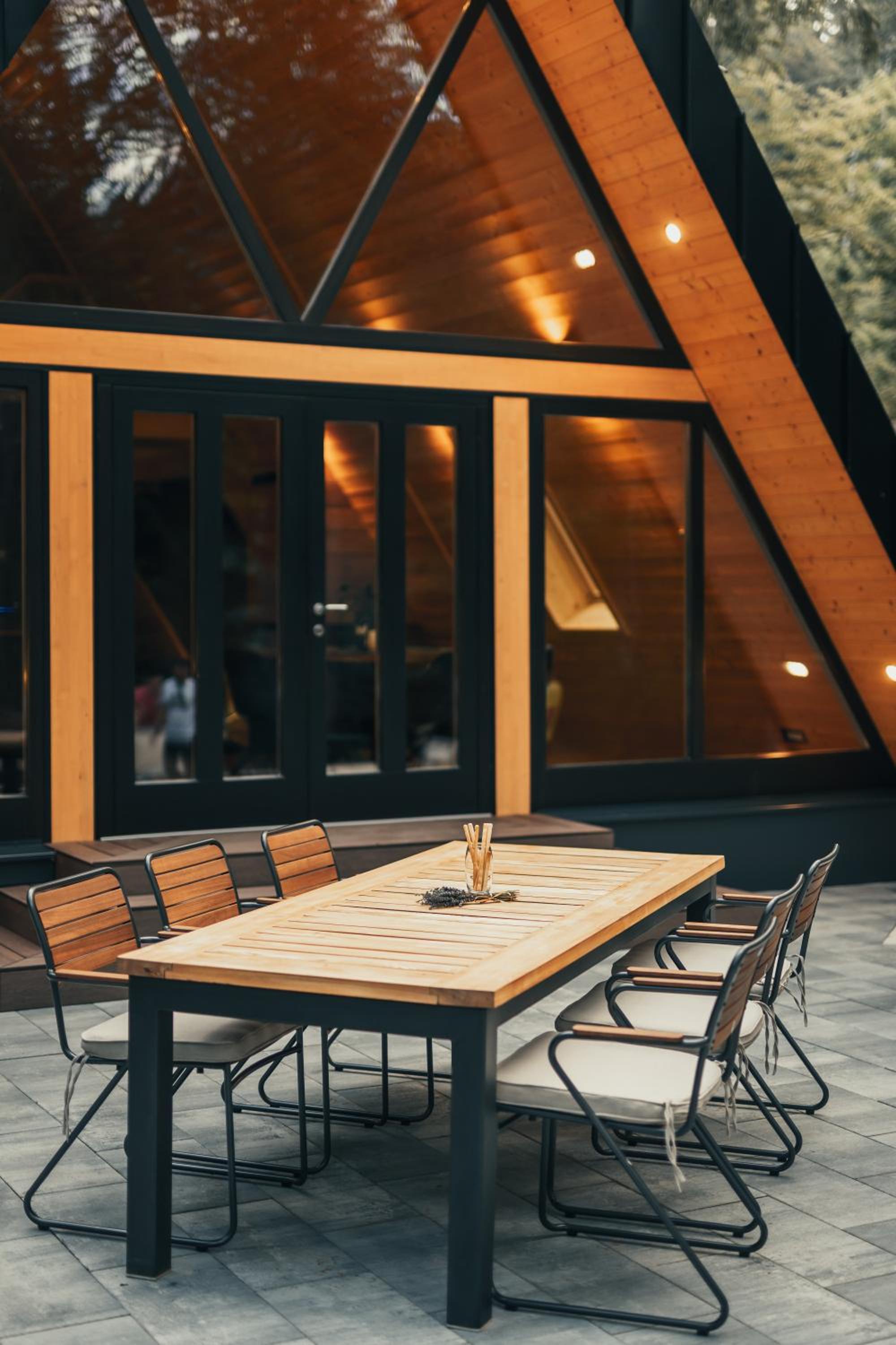 The Cozy Chalet