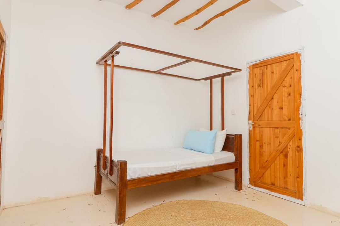 Backpackers castle