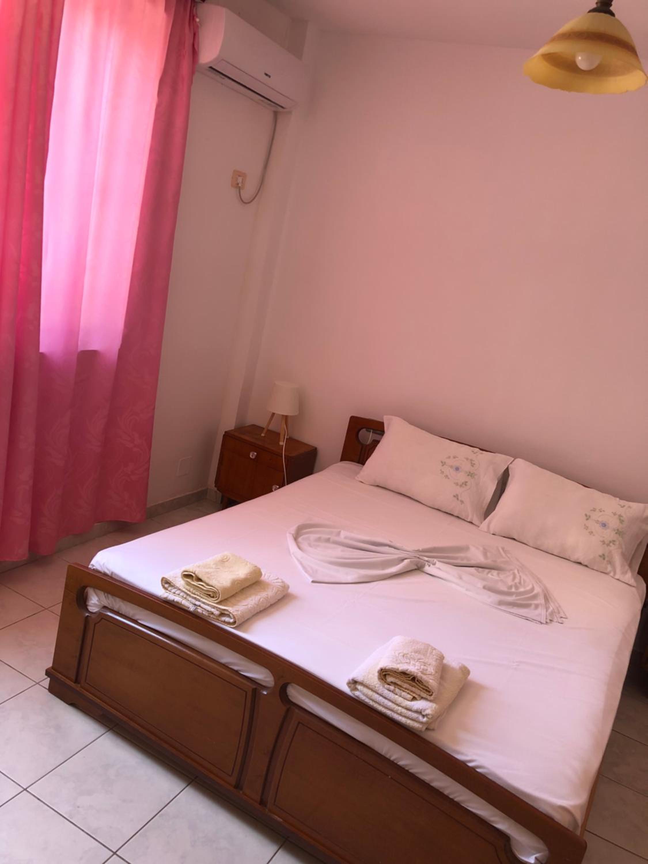 Sotiri Rooms