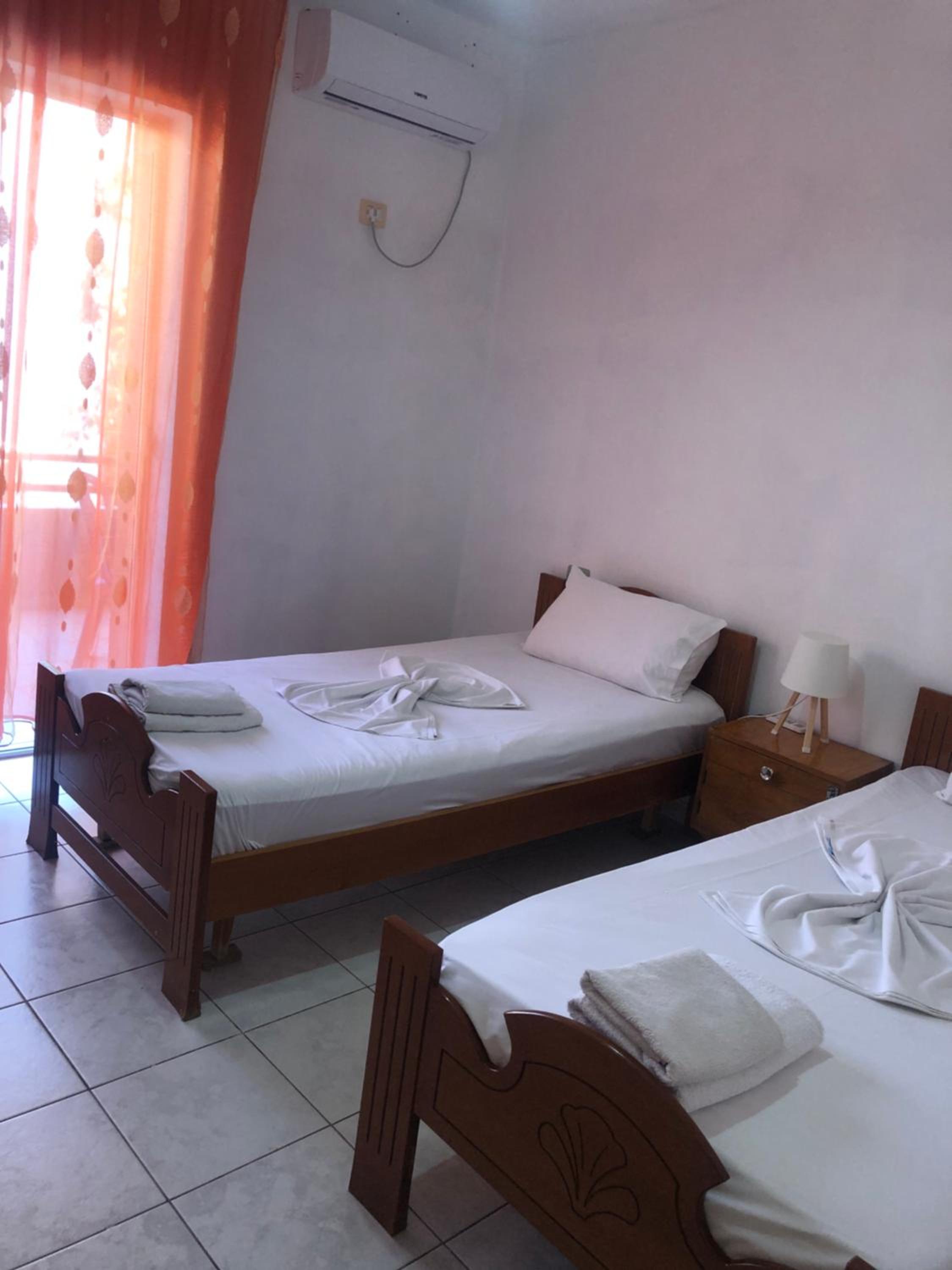 Sotiri Rooms